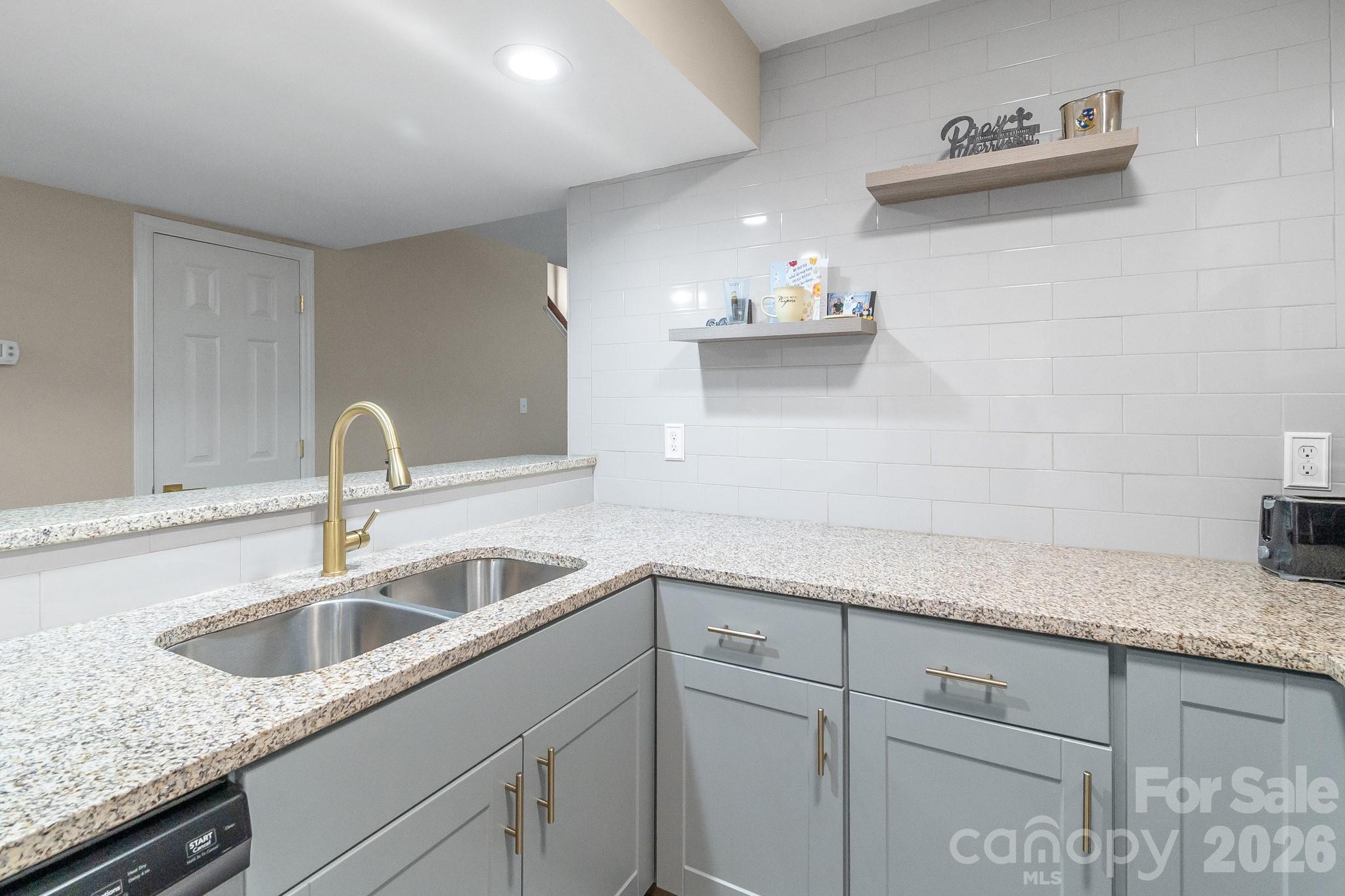 Brookside Townhouses - Residential