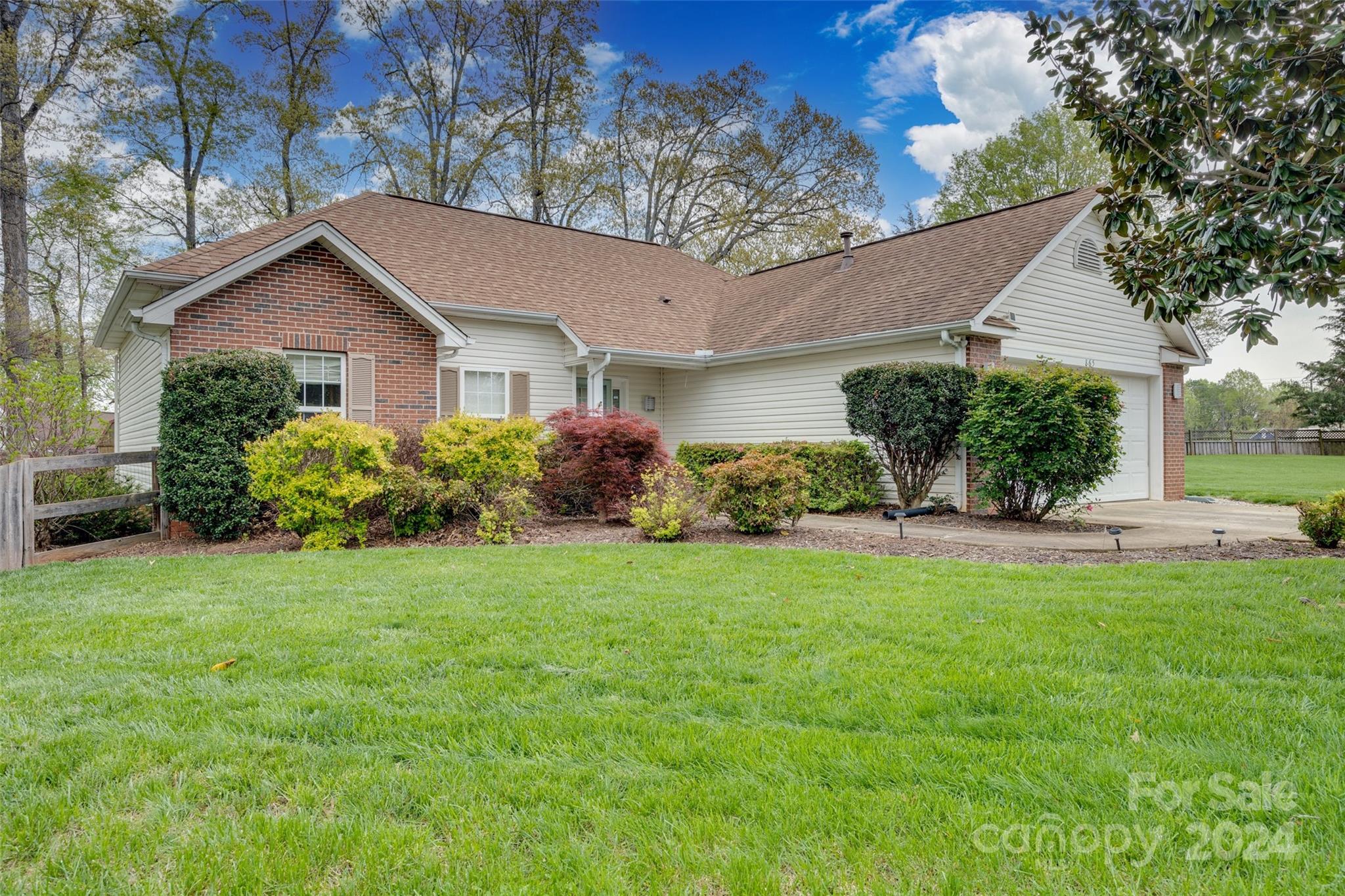Jordans Pond - Residential