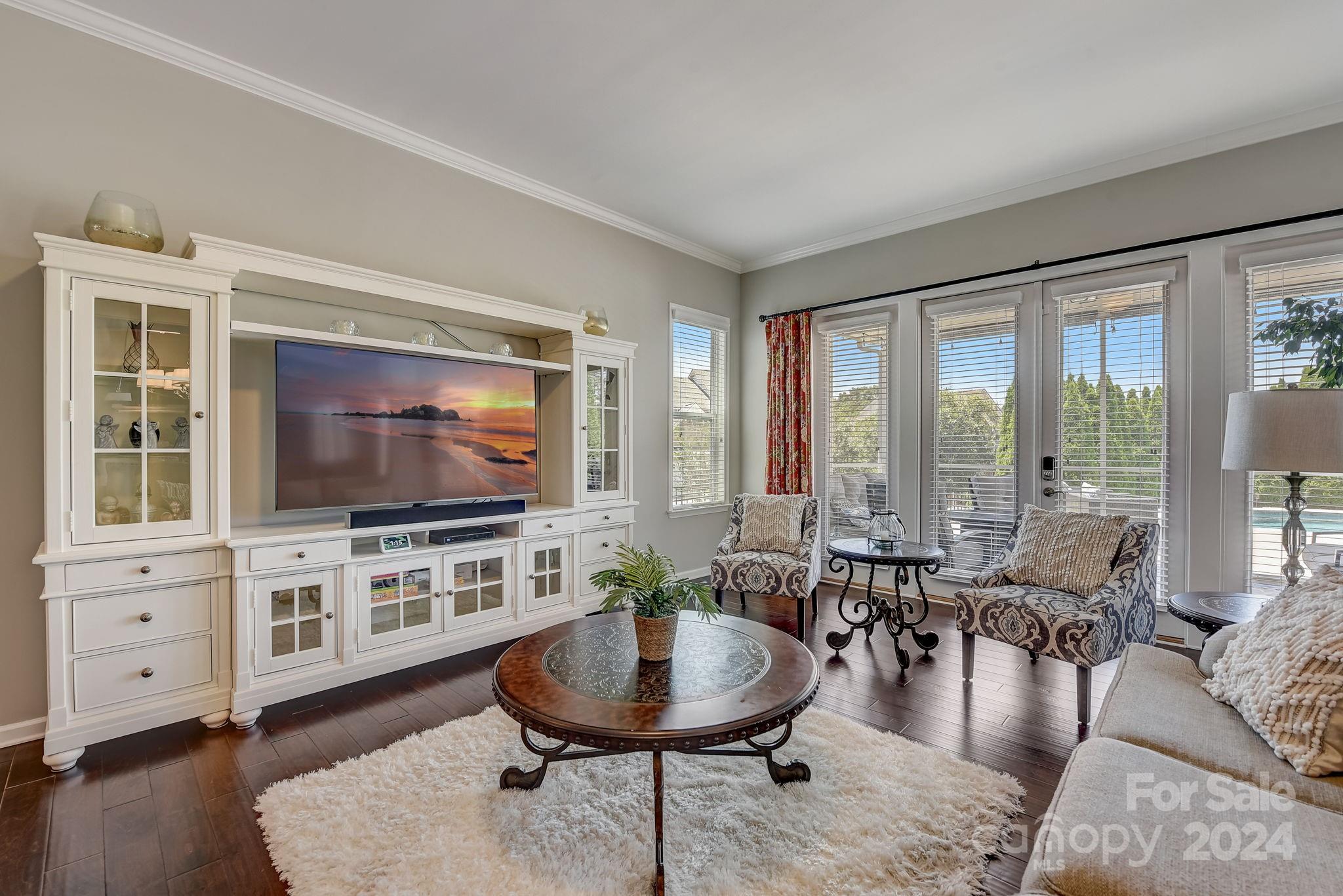 Lake Ridge - Residential