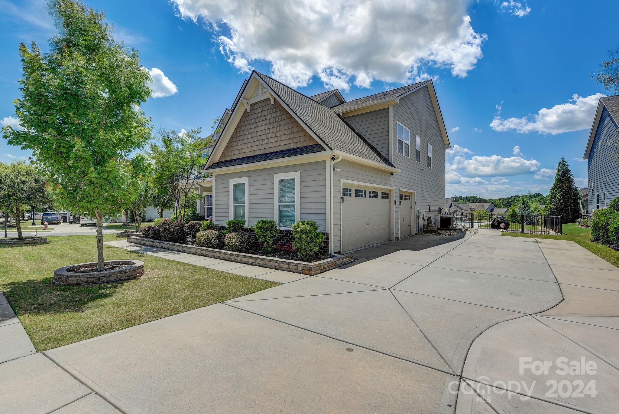 Lake Ridge - Residential