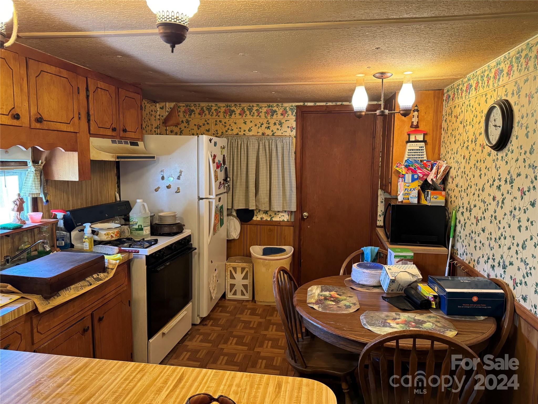 Pecan Acres - Residential