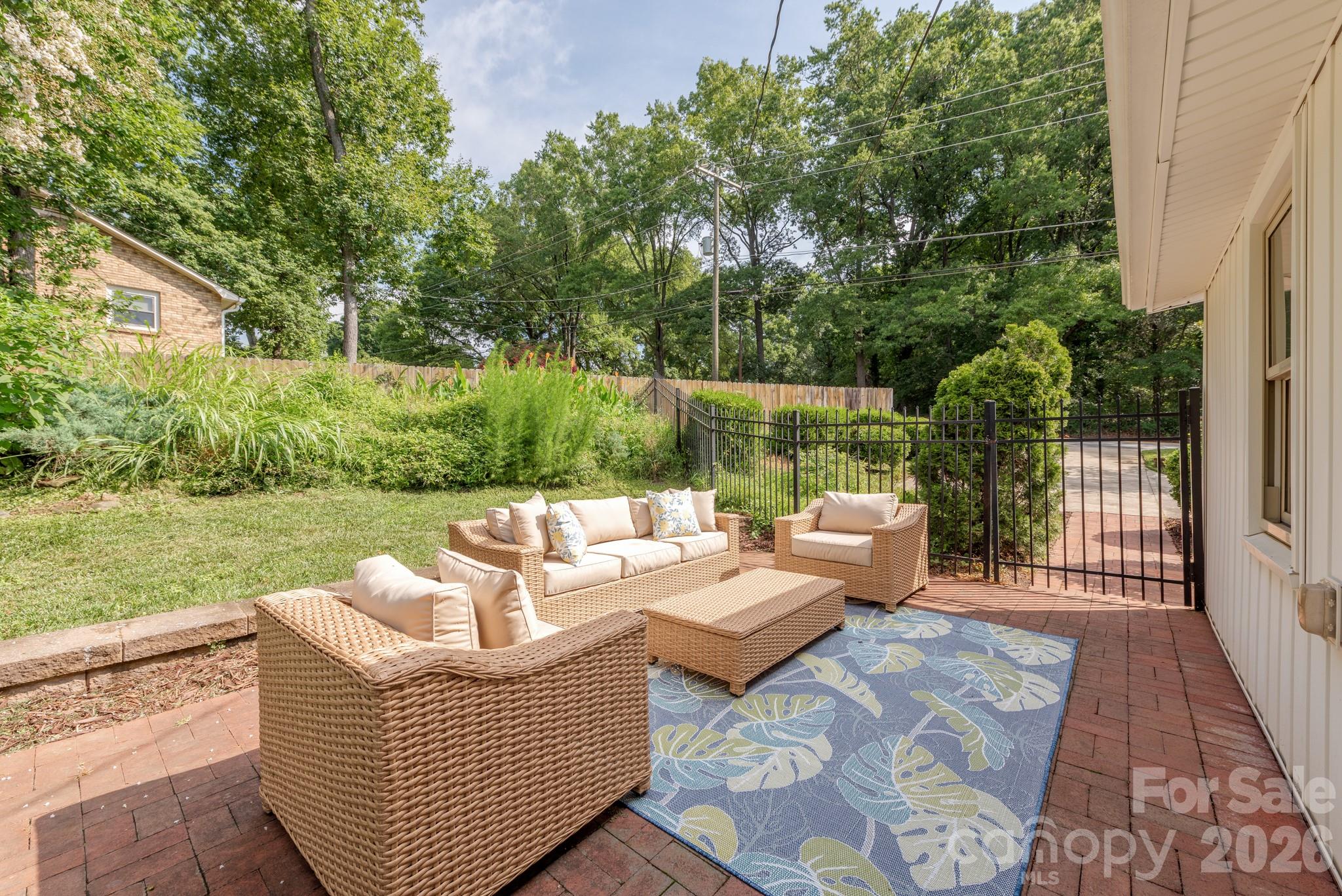 Oakhurst - Residential