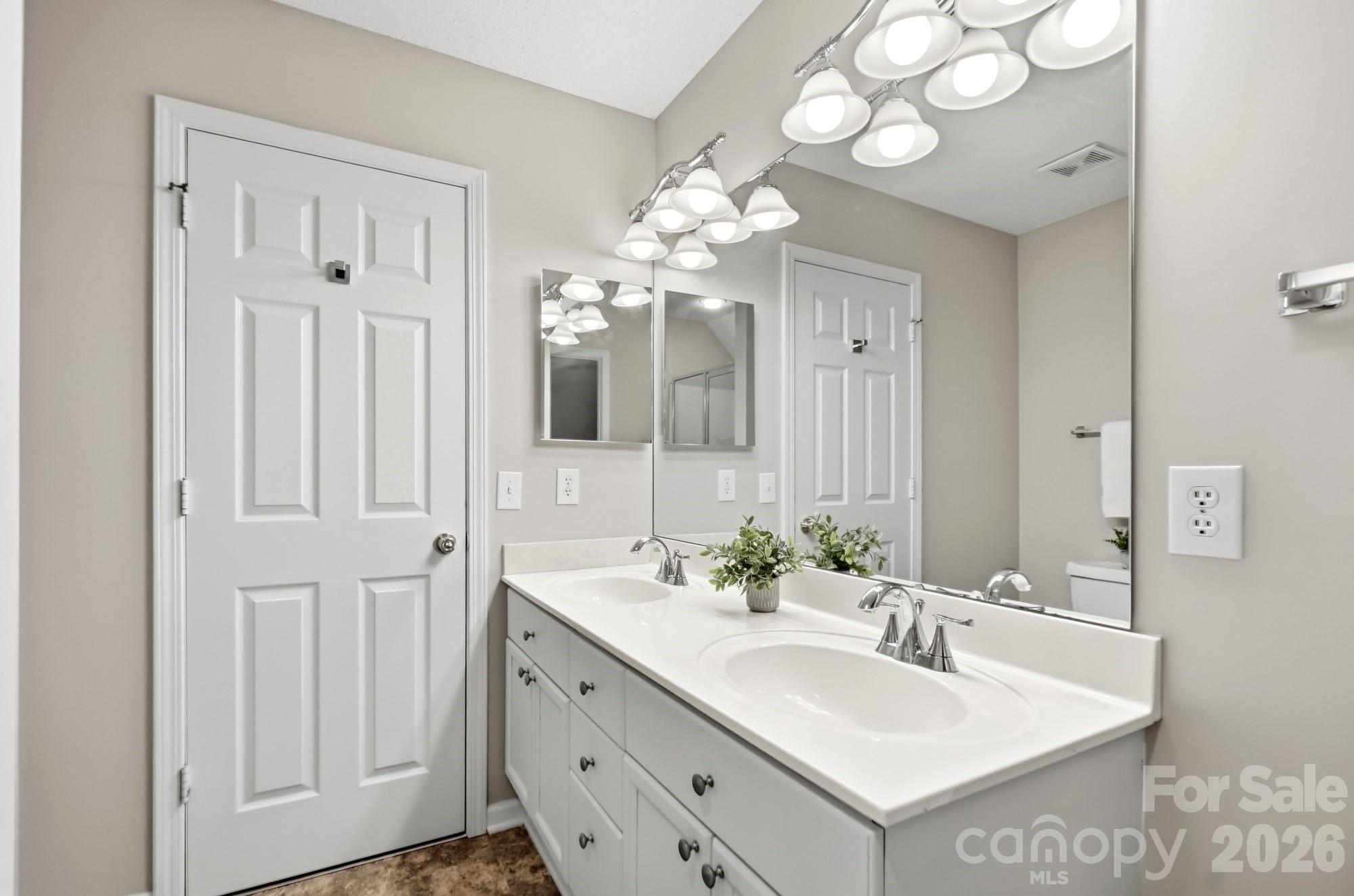 Huntington Ridge - Residential