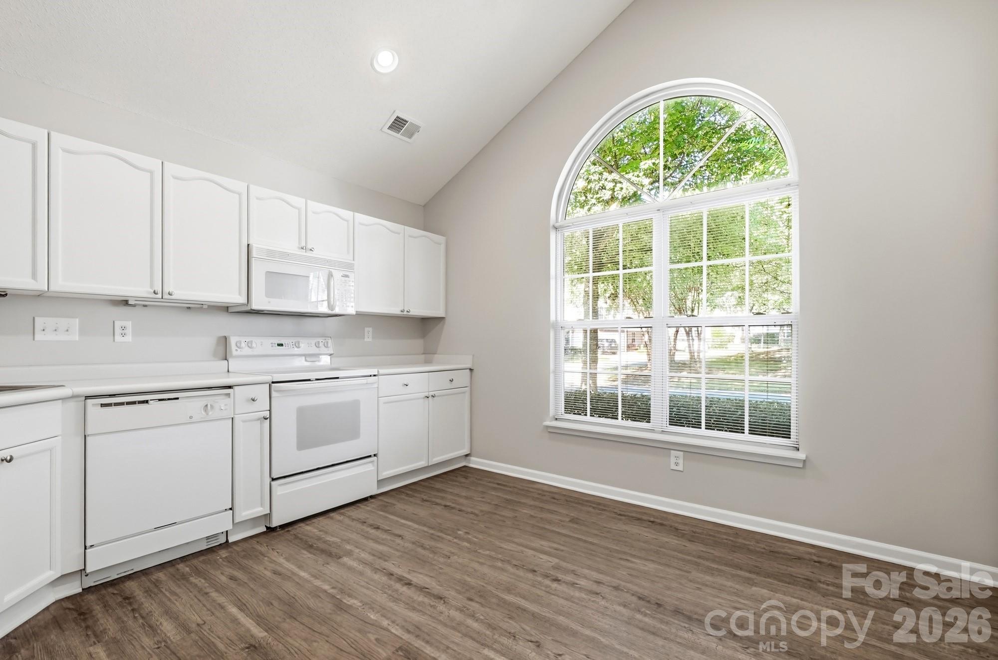 Huntington Ridge - Residential