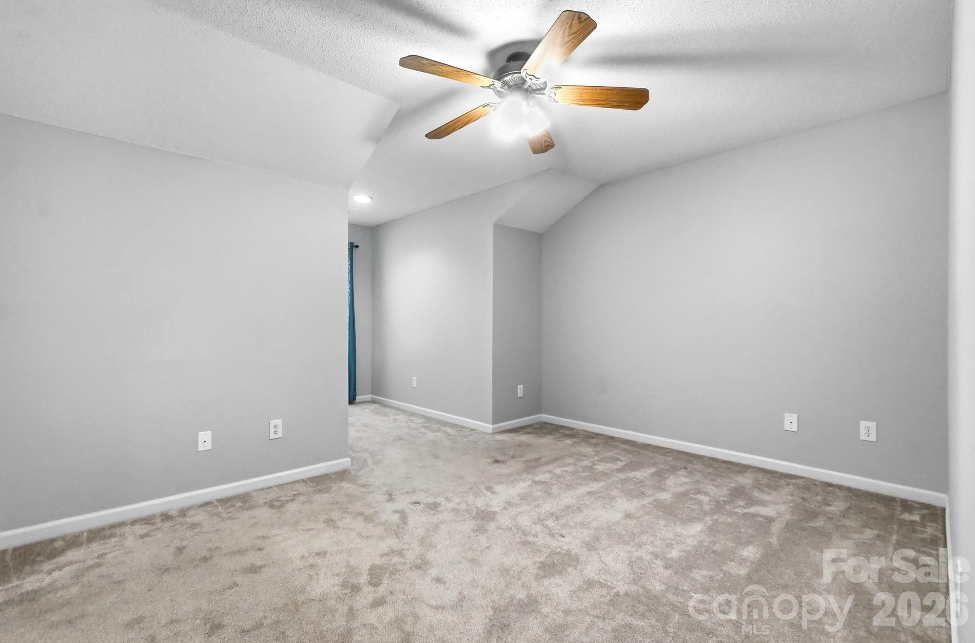 Huntington Ridge - Residential