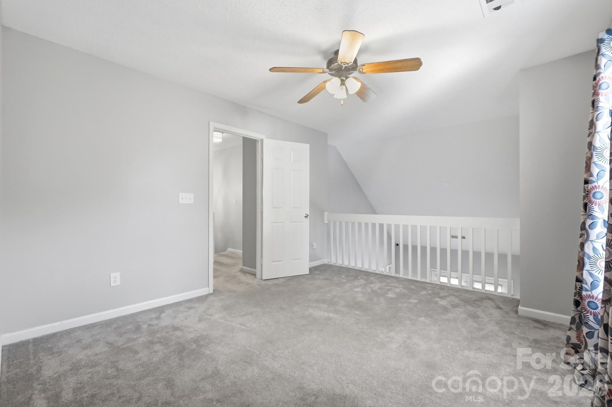 Huntington Ridge - Residential