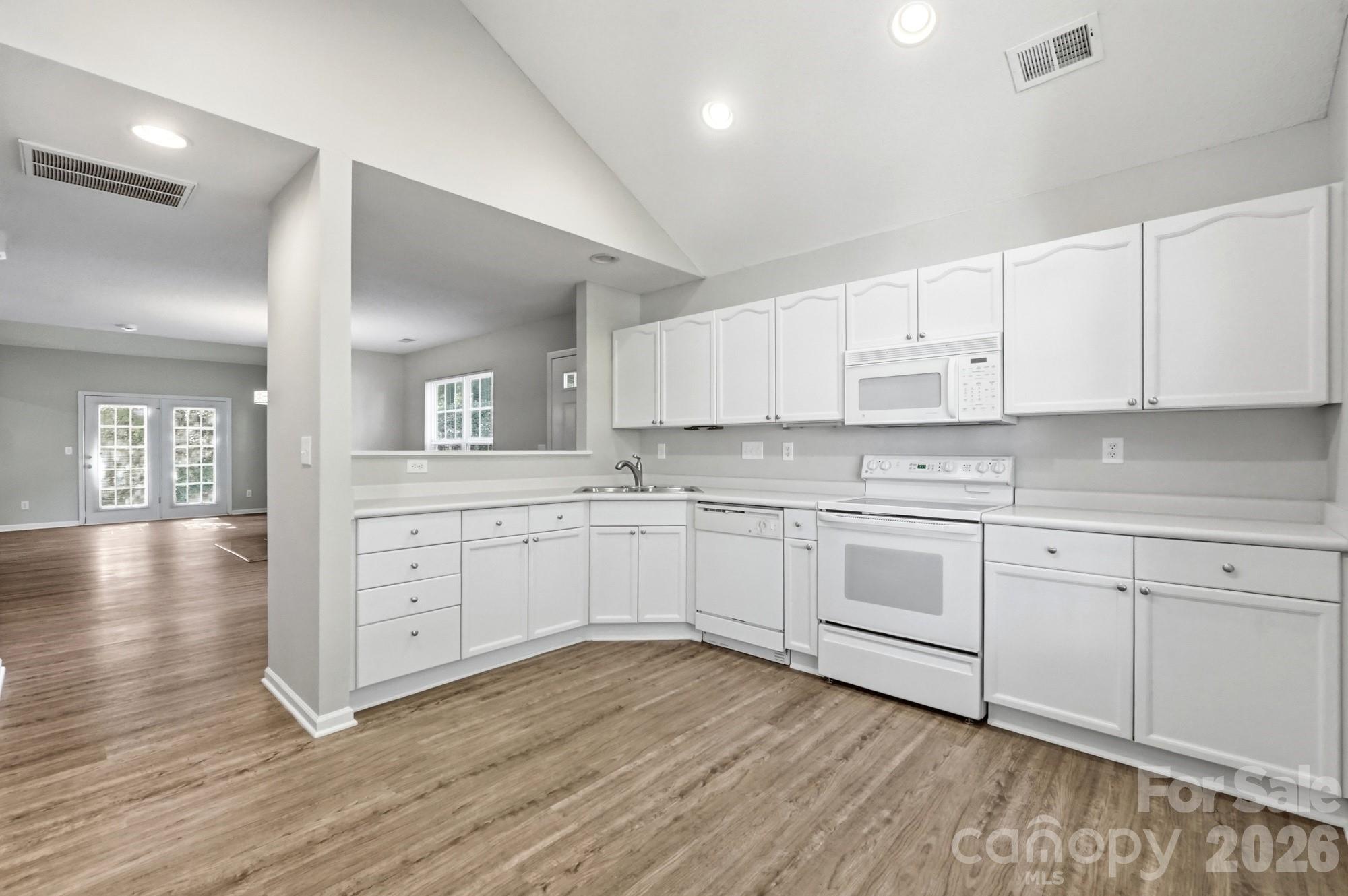 Huntington Ridge - Residential