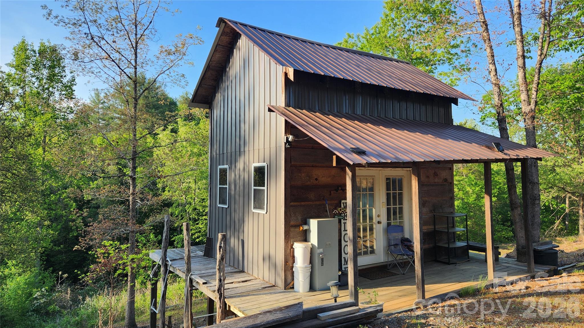 Holman Ridge - Land