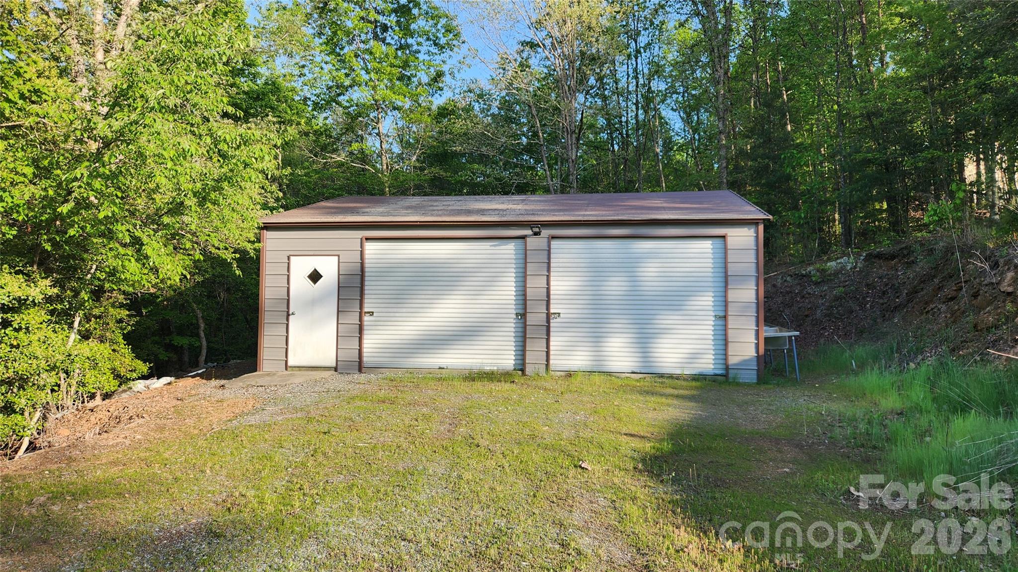Holman Ridge - Land