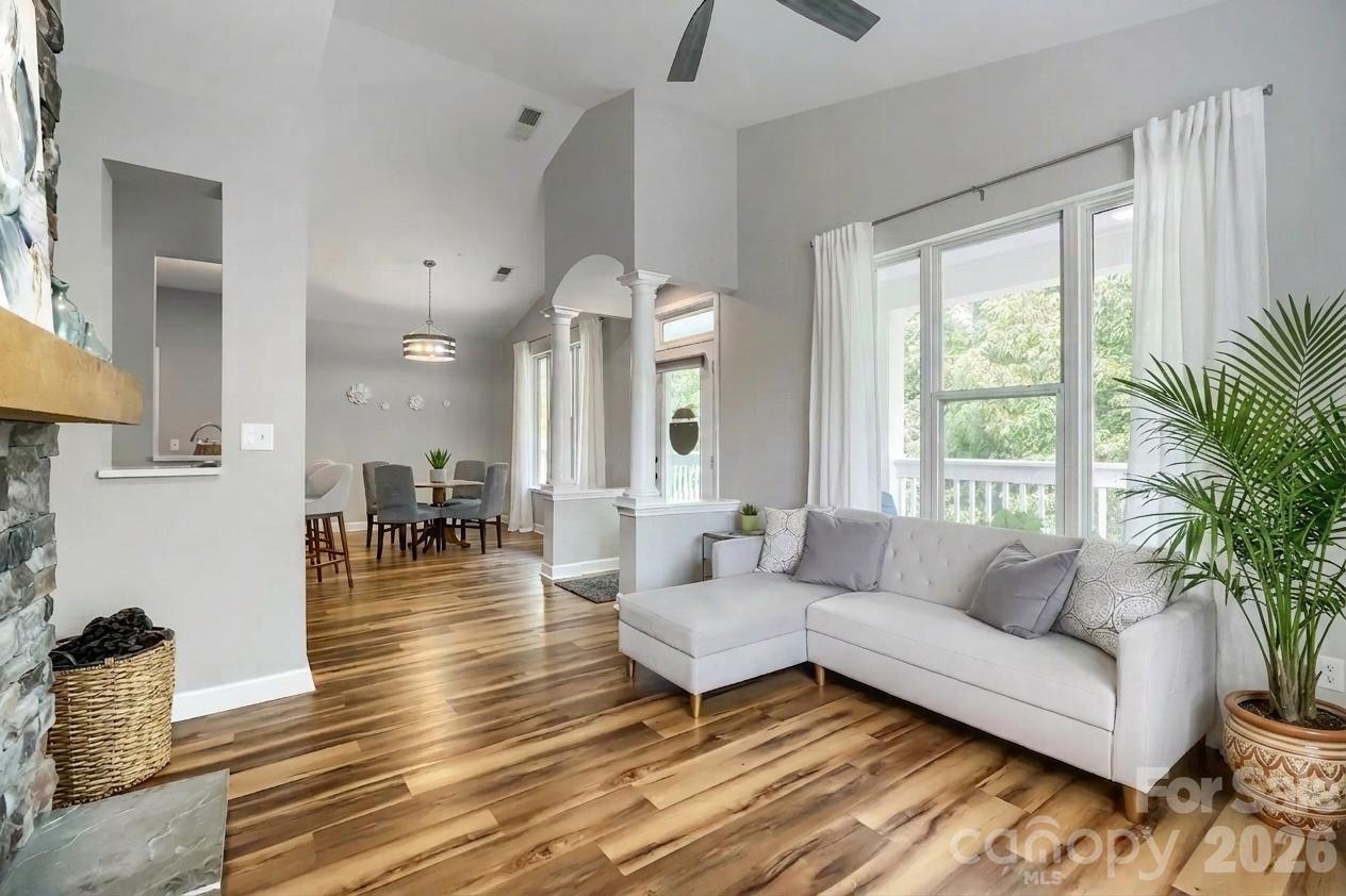 Spinnaker Reach - Residential