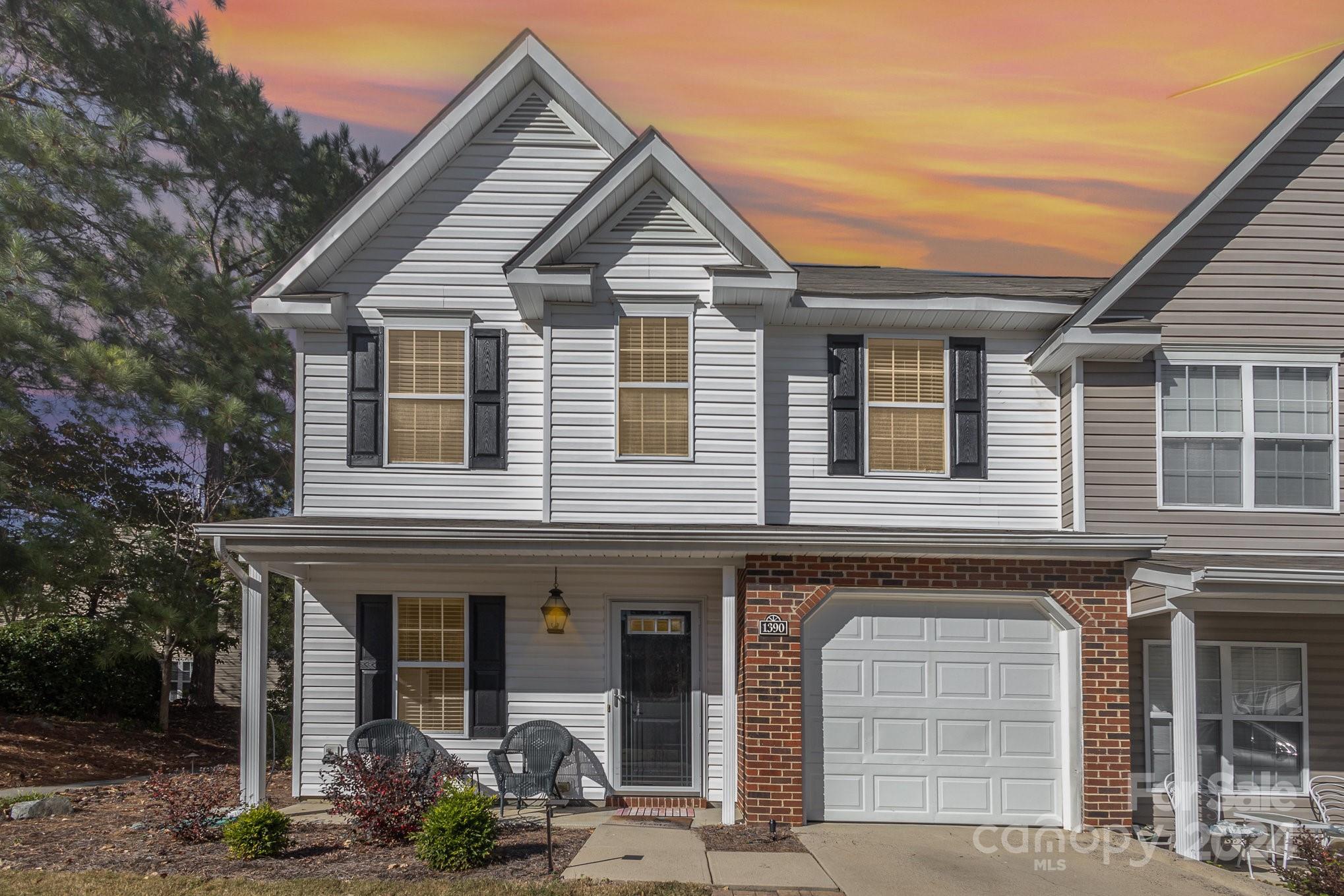 Lexington Commons - Residential