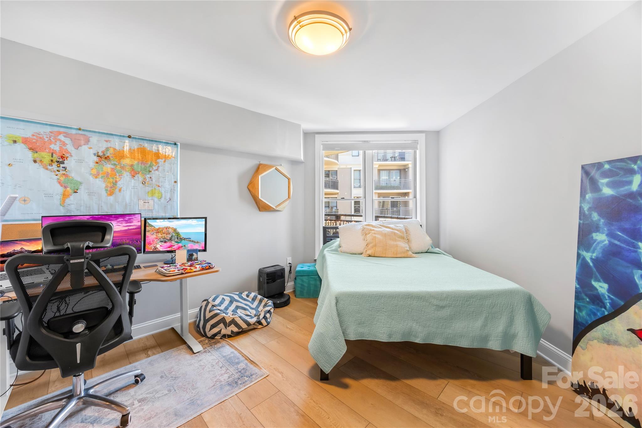 Gateway Plaza - Residential