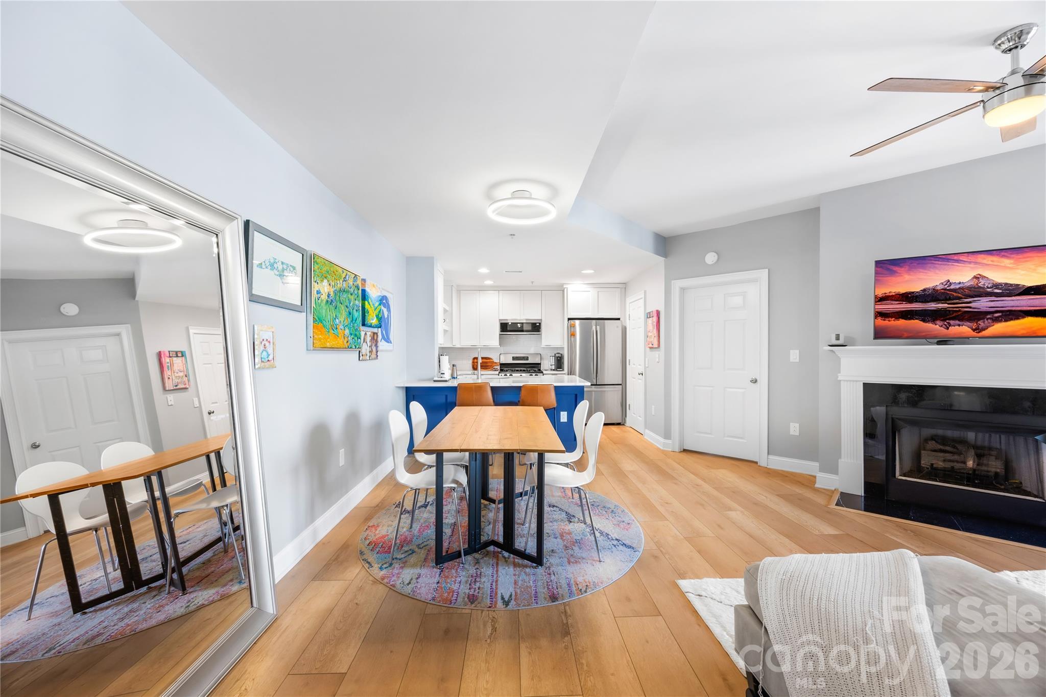 Gateway Plaza - Residential