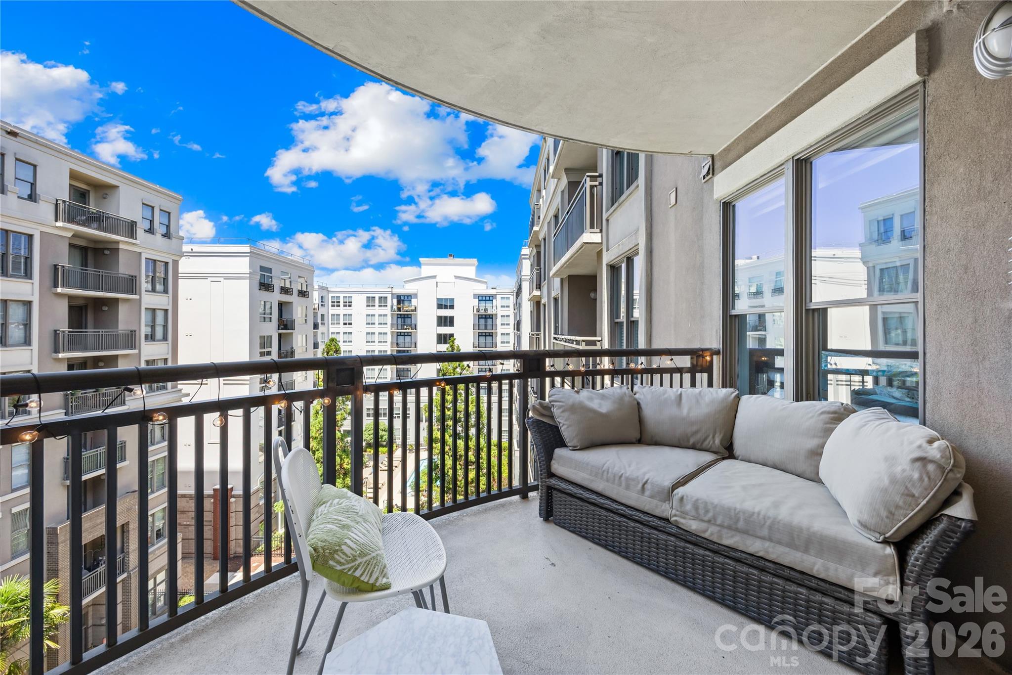 Gateway Plaza - Residential
