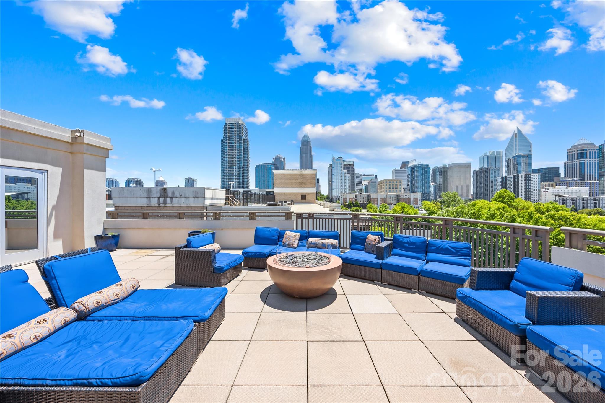 Gateway Plaza - Residential