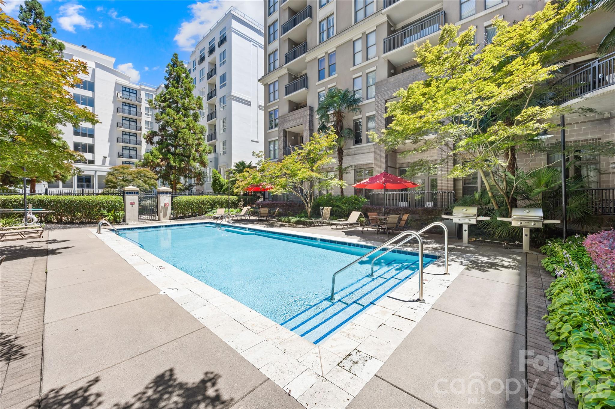 Gateway Plaza - Residential