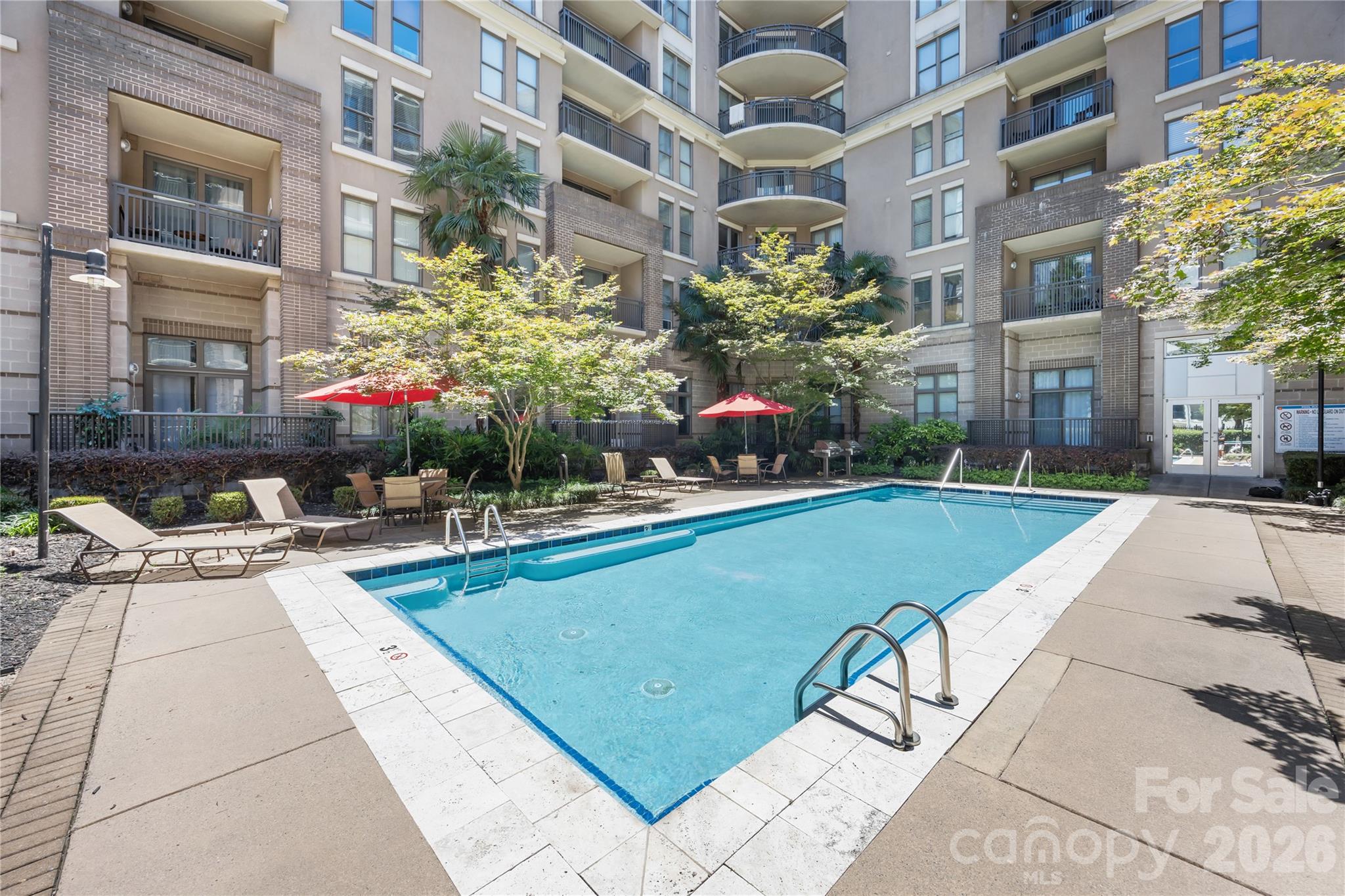 Gateway Plaza - Residential