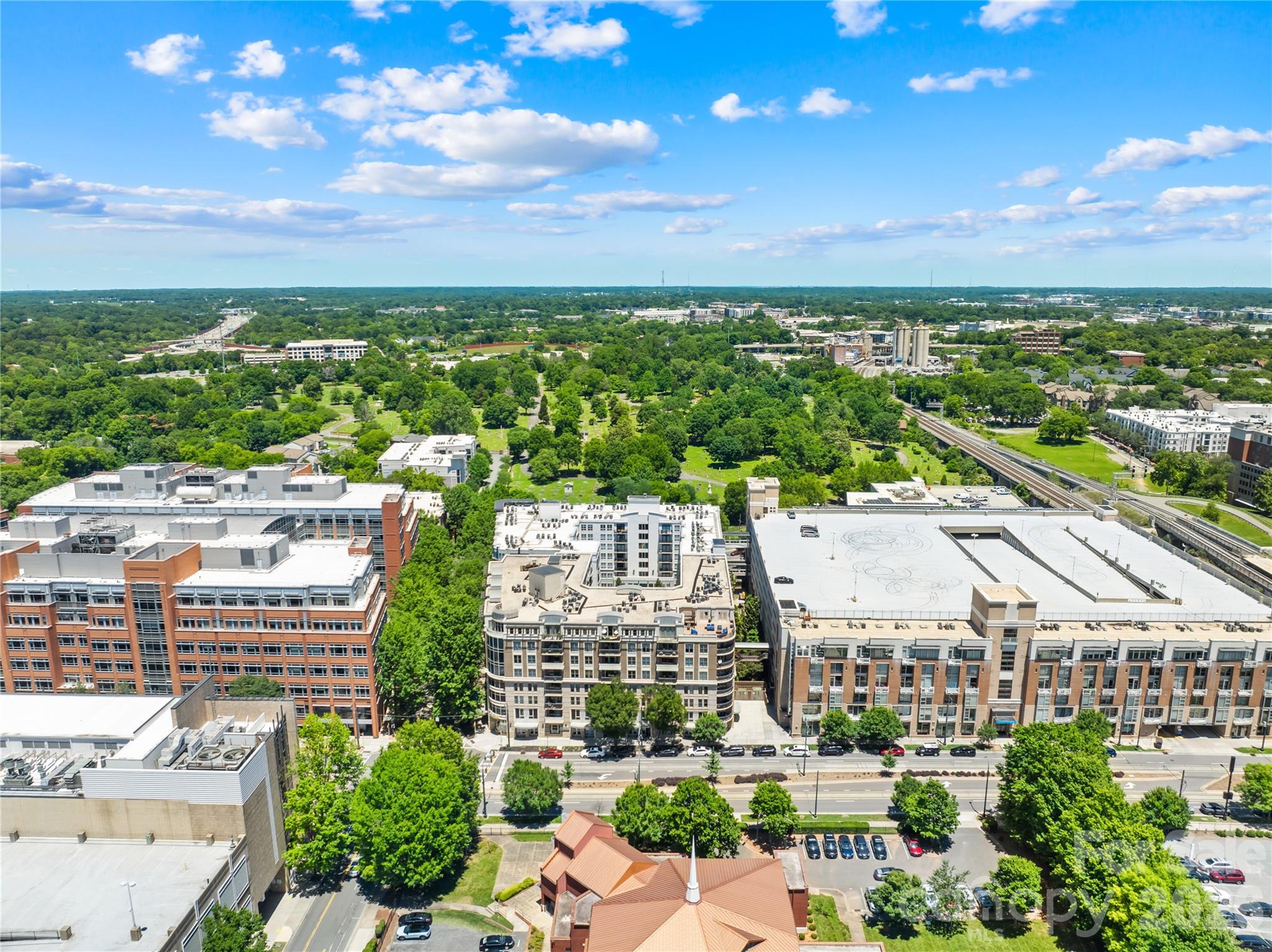 Gateway Plaza - Residential