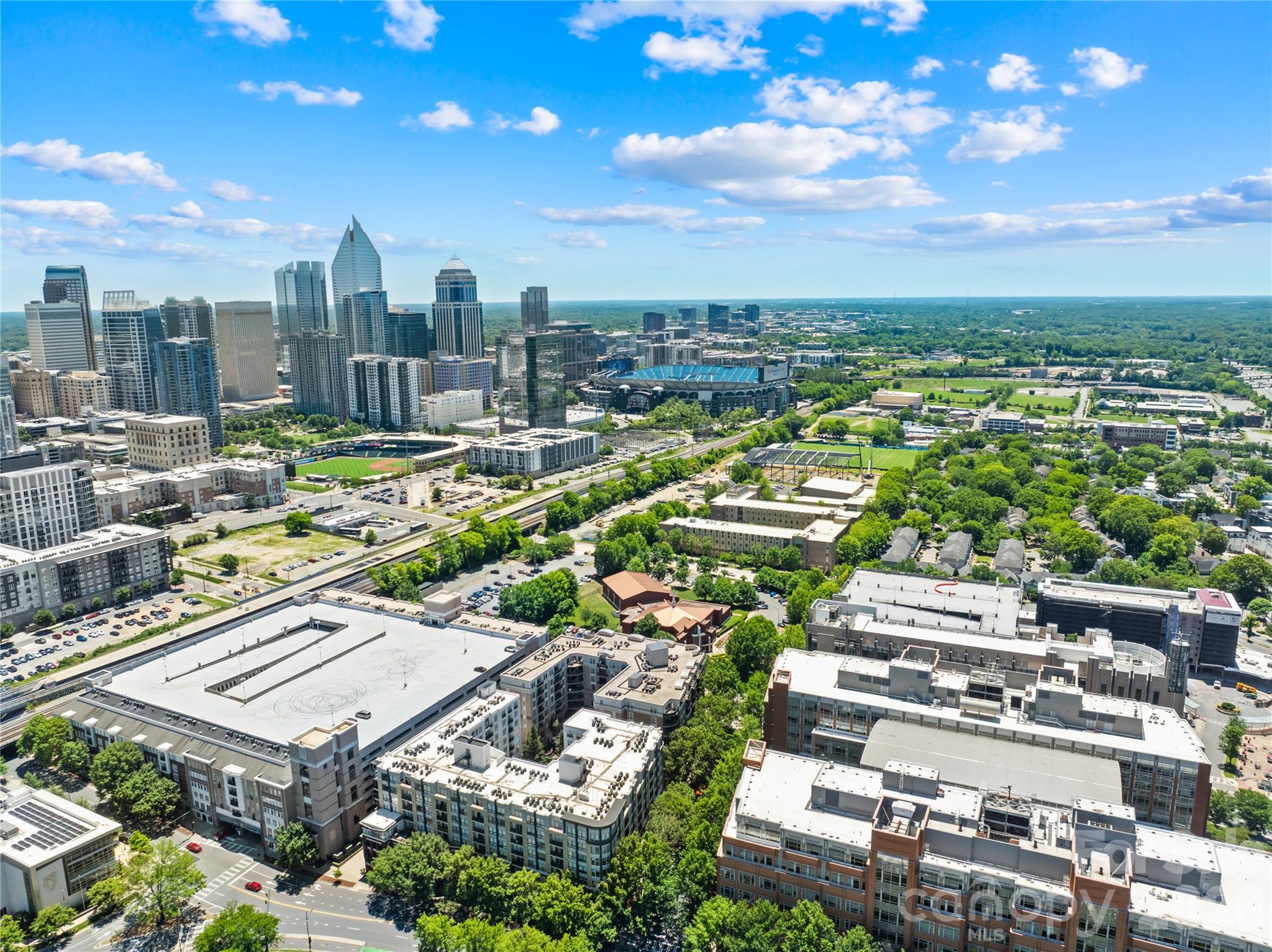 Gateway Plaza - Residential