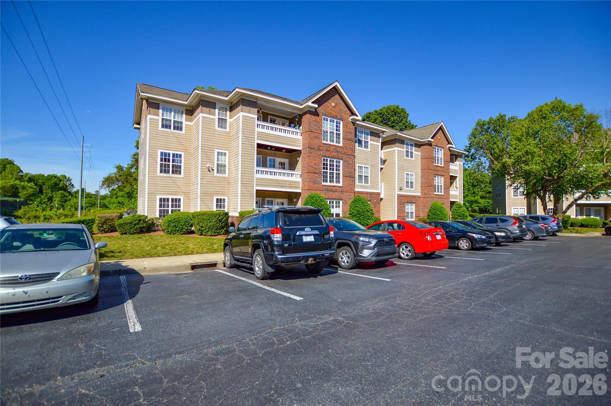 Campus Walk - Residential