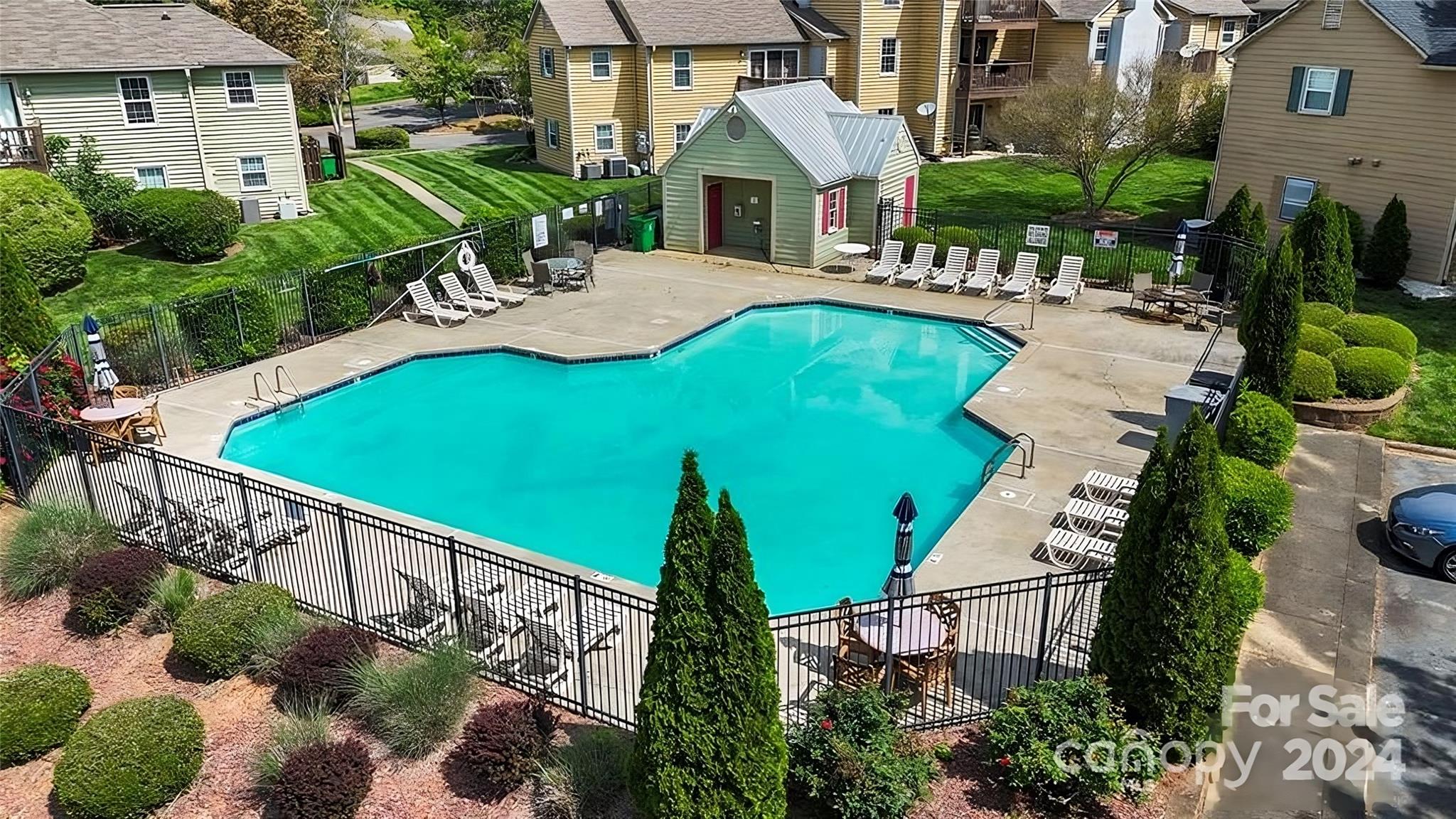 Hunters Run - Residential