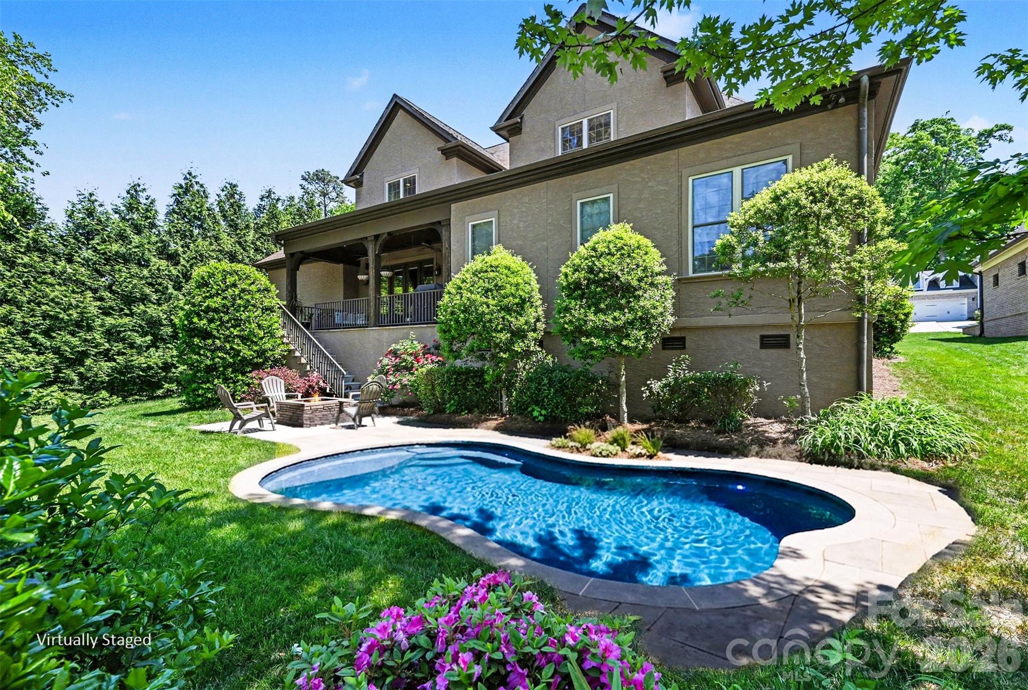 Treetops At Cowans Ford - Residential