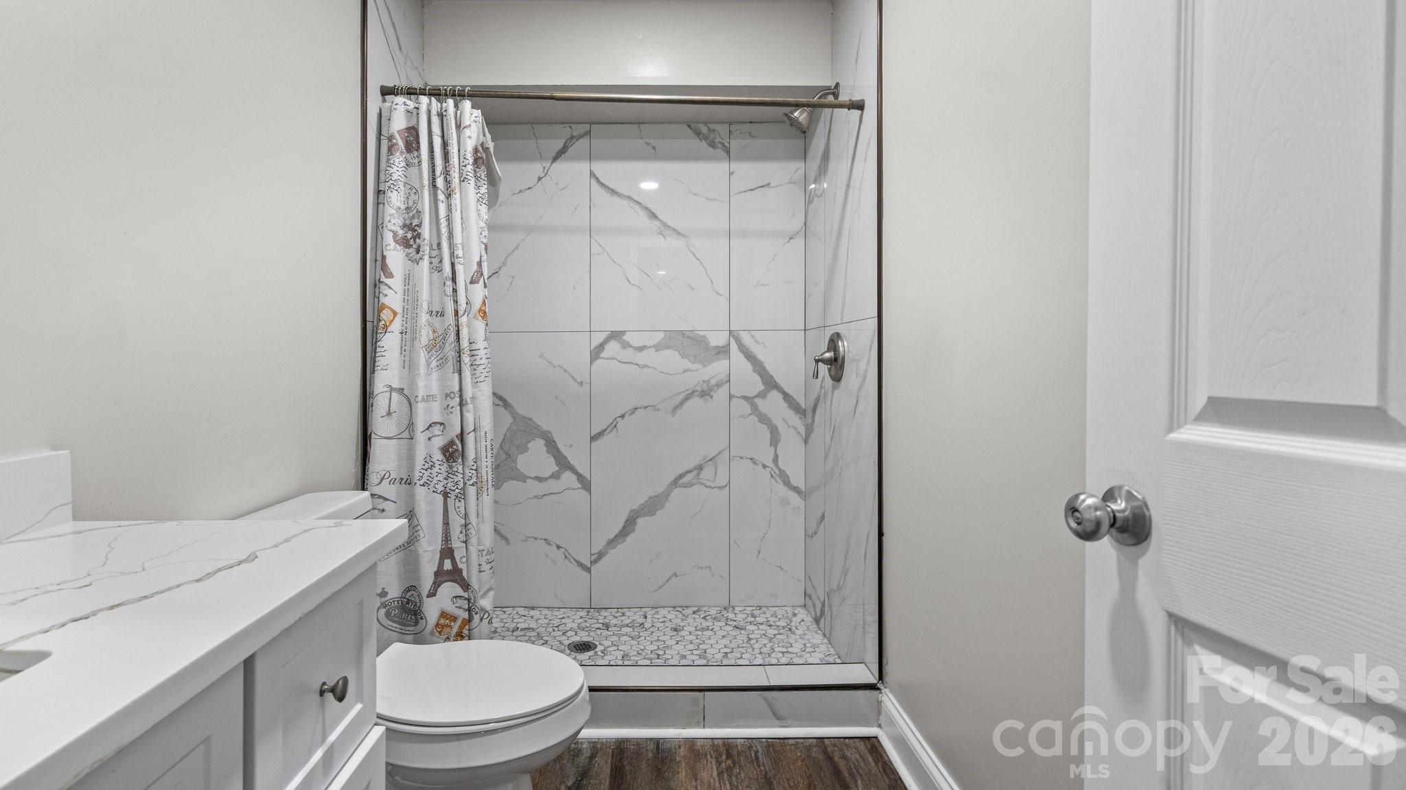 Hickory Grove - Residential