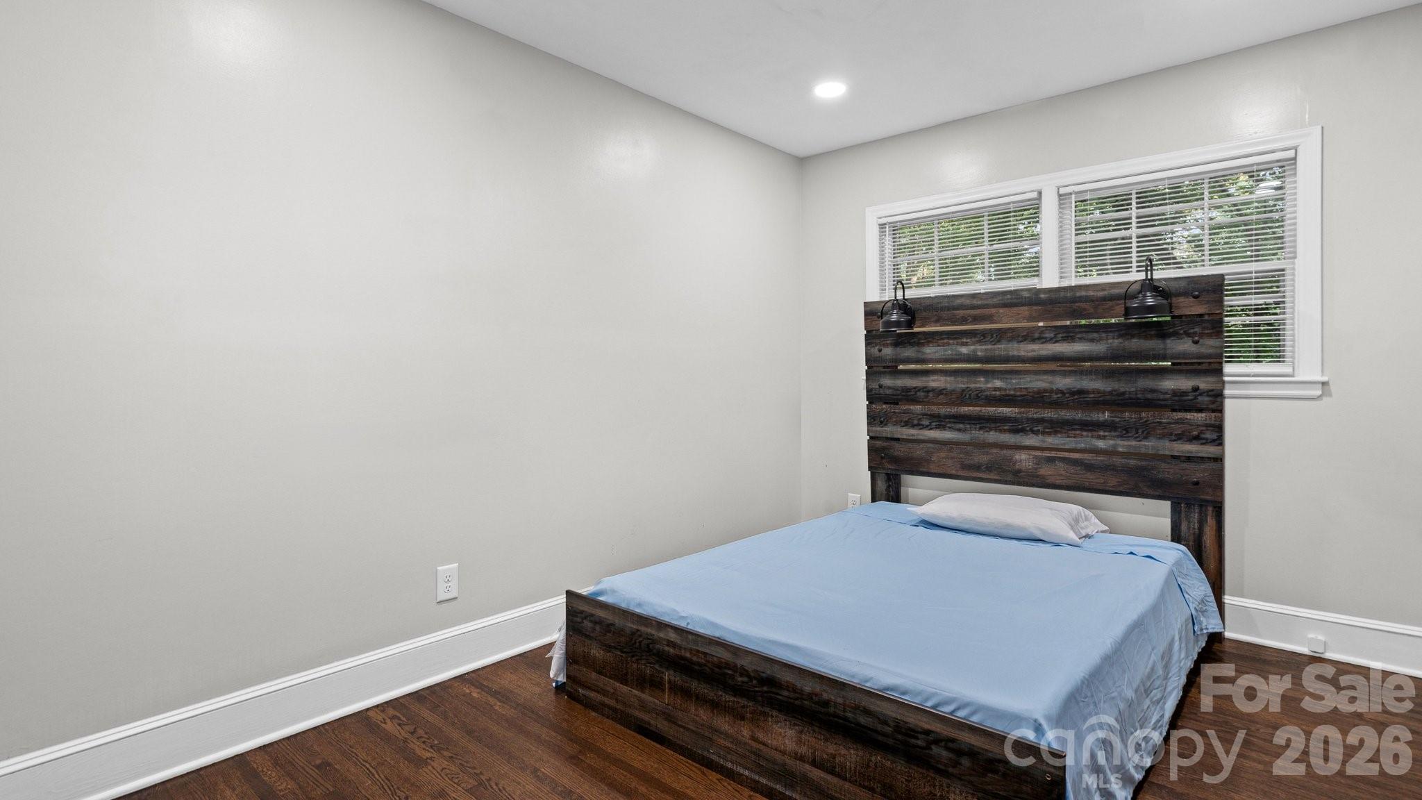 Hickory Grove - Residential