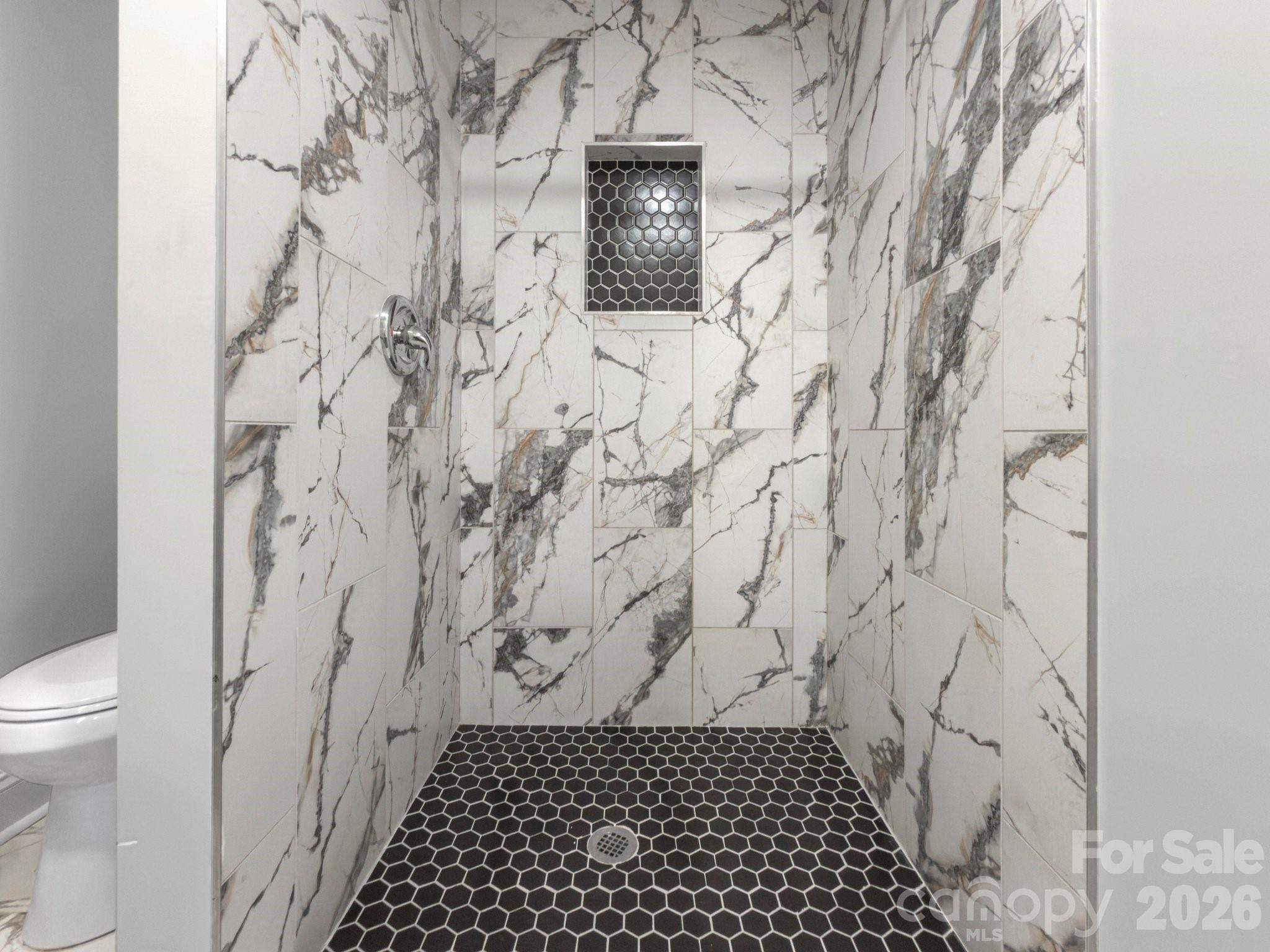 Hickory Grove - Residential