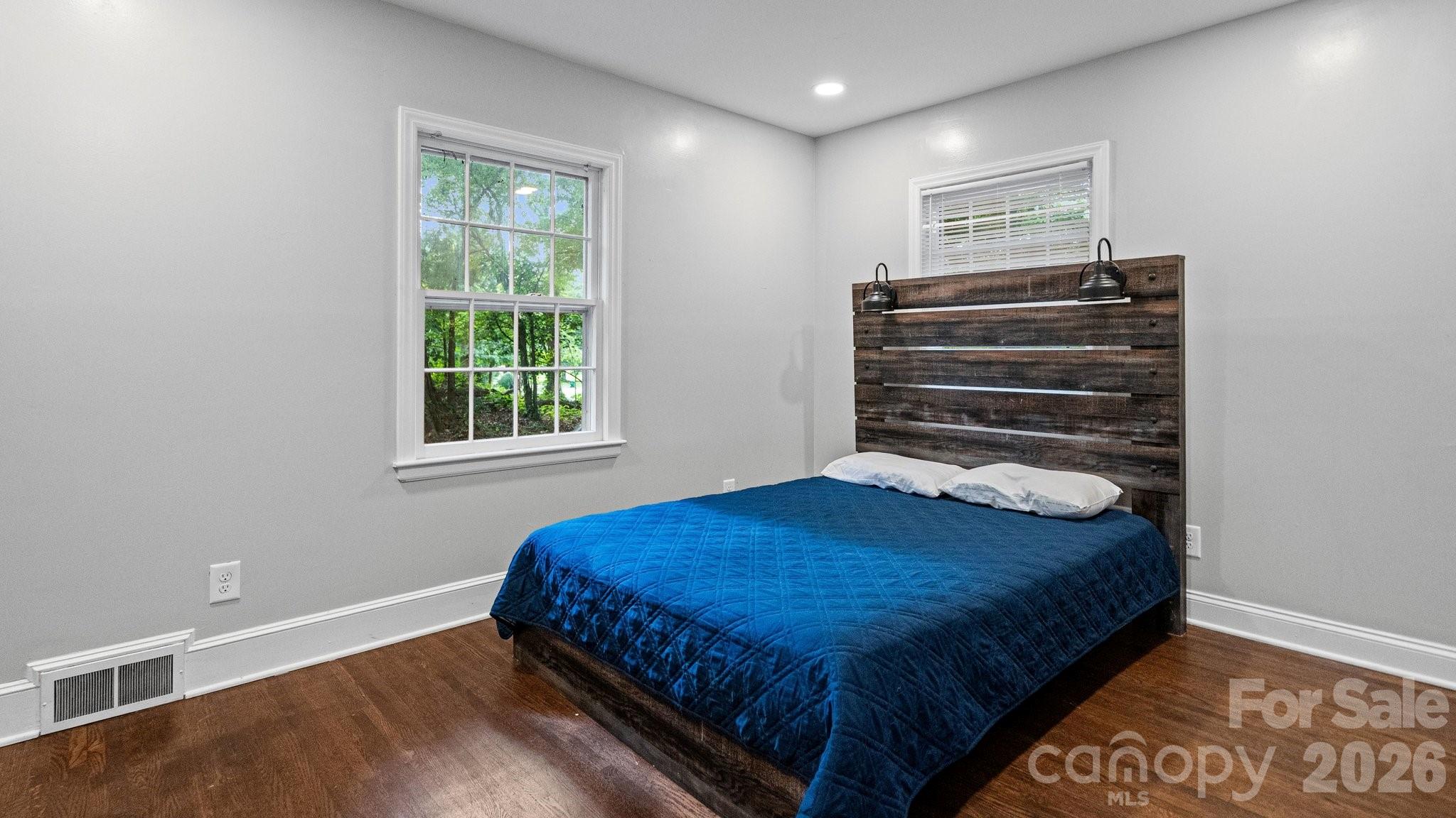 Hickory Grove - Residential