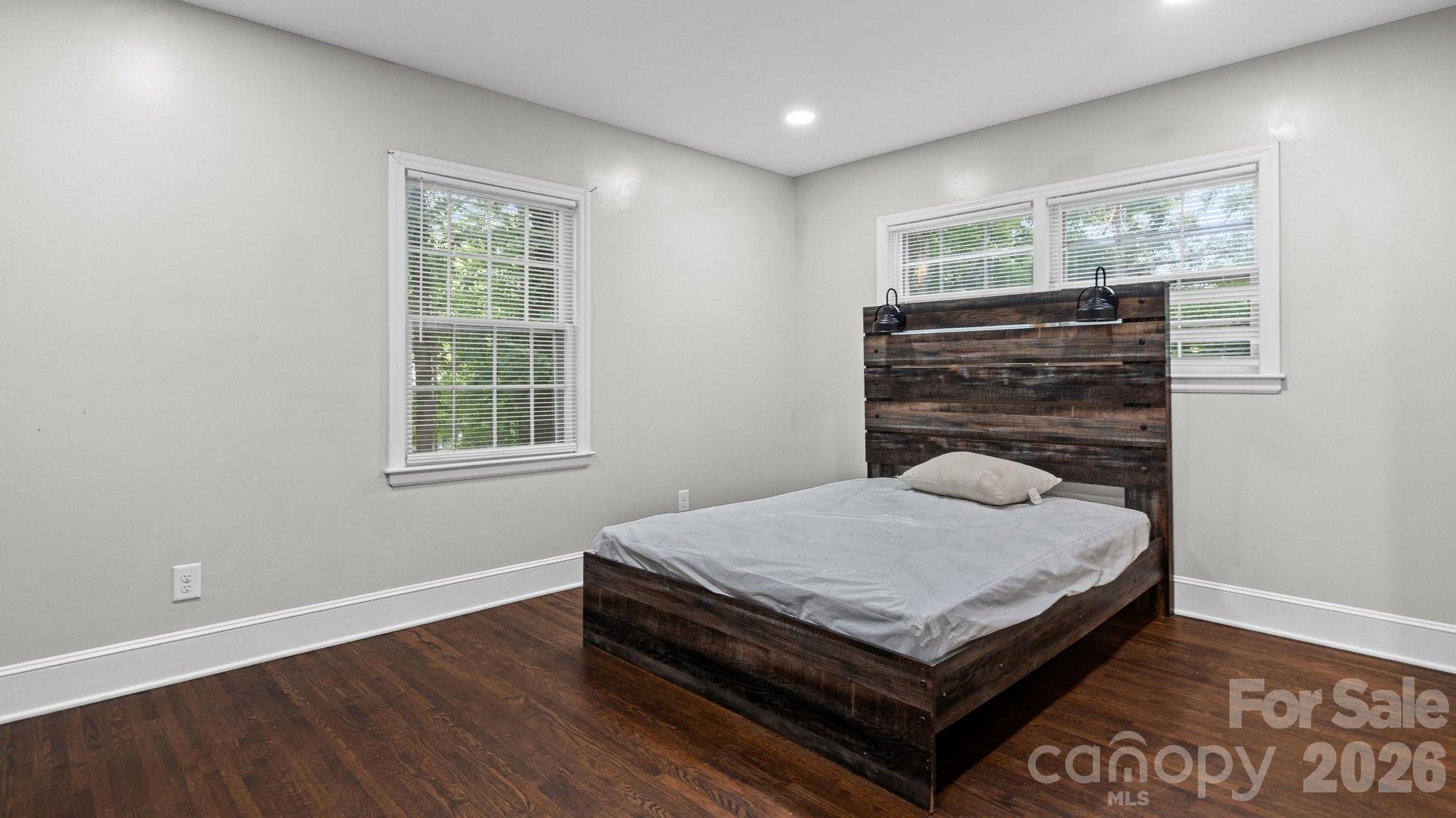 Hickory Grove - Residential
