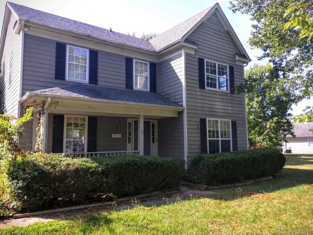 Investors take note! This property needs some TLC, but has a lot to offer. Located on the SC side of Danby subdivision, this property is on a quiet street away from traffic. Property is sold 'as-is'.