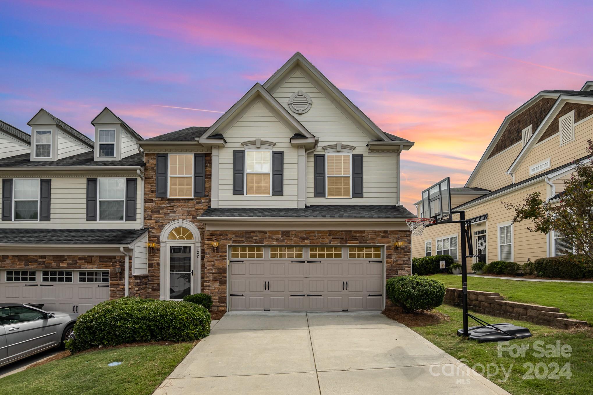 Lake Shore On Lake Wylie - Residential