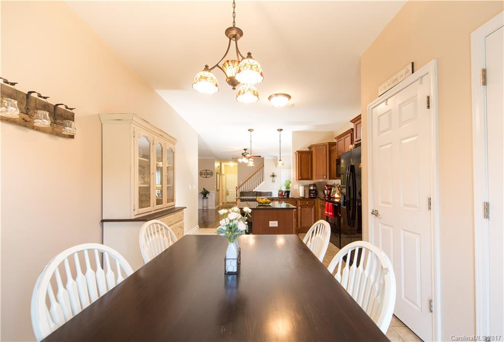 Newport Lakes - Residential