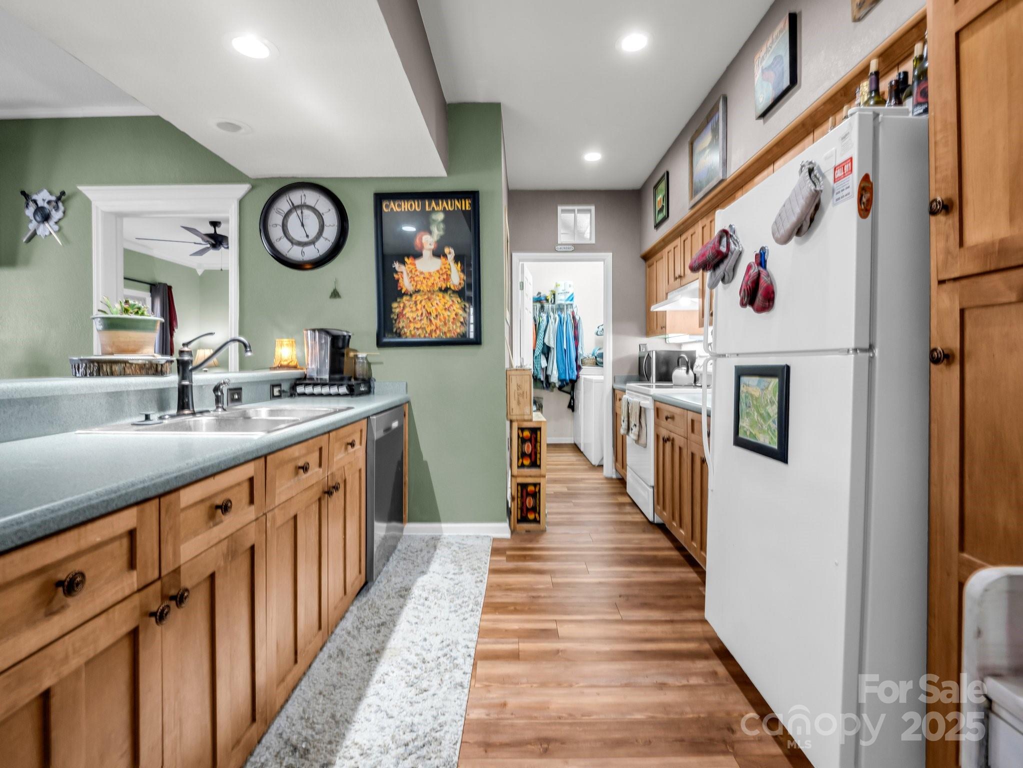 Rumbling Bald on Lake Lure - Residential