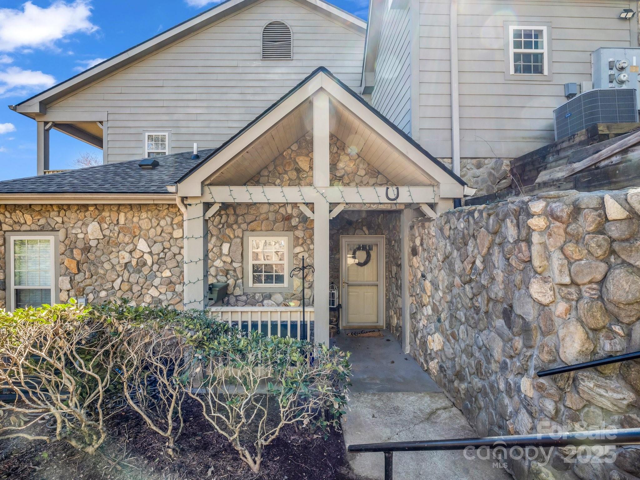 Rumbling Bald on Lake Lure - Residential