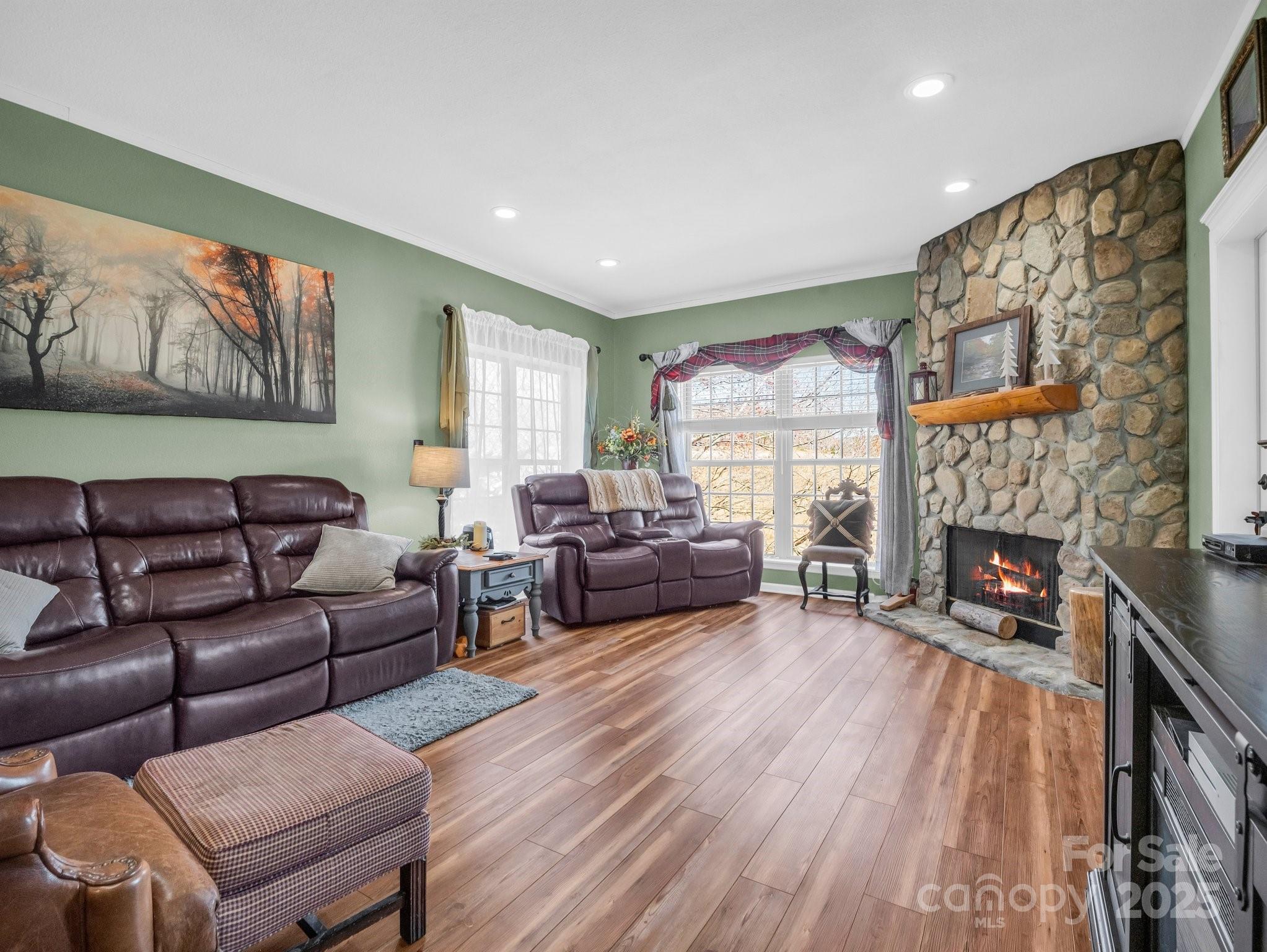 Rumbling Bald on Lake Lure - Residential