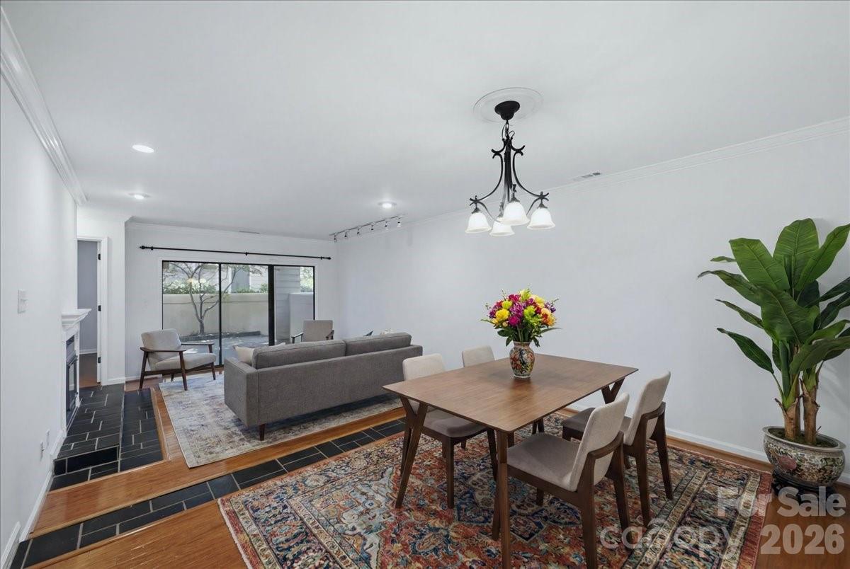 Queens Station - Residential