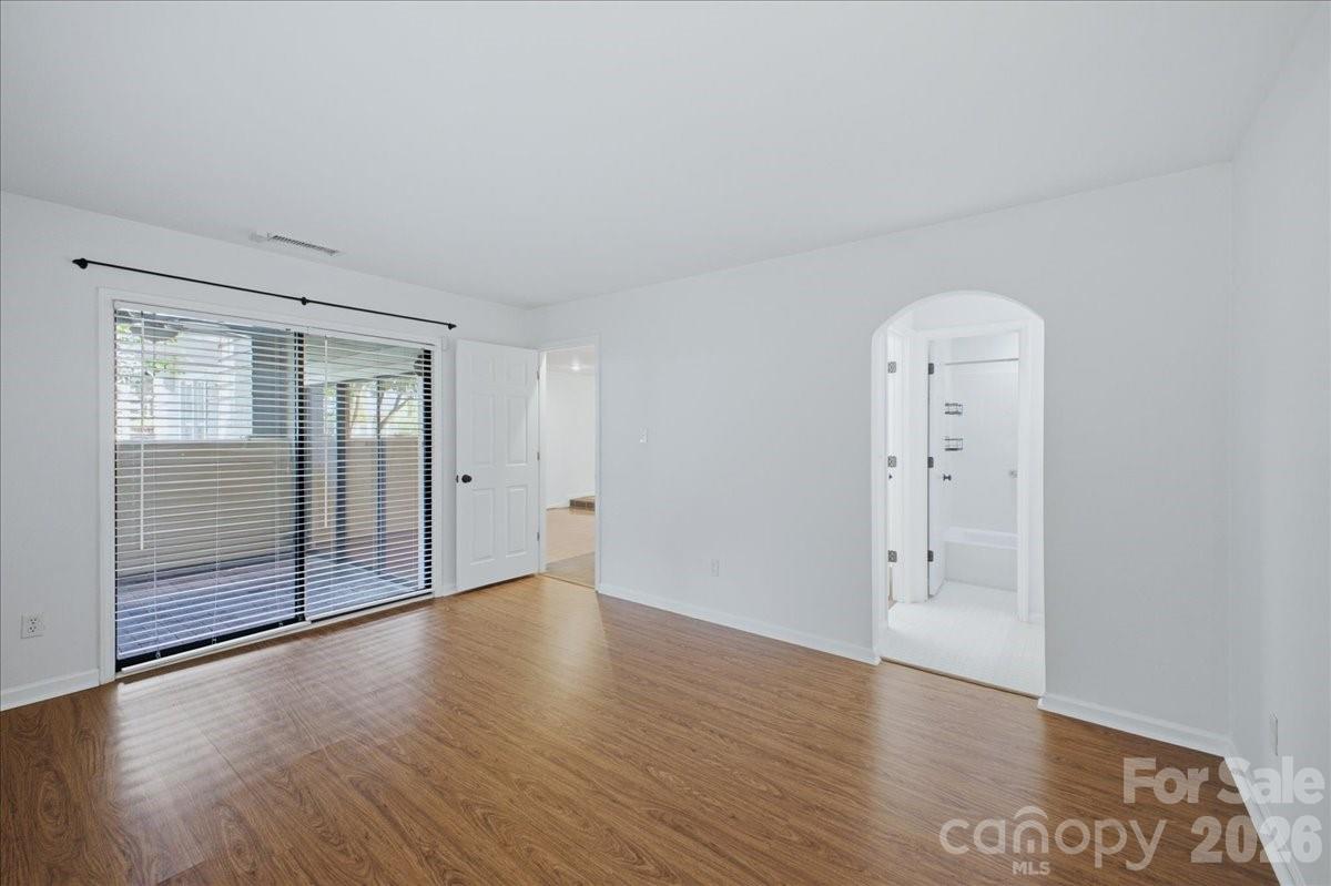 Queens Station - Residential