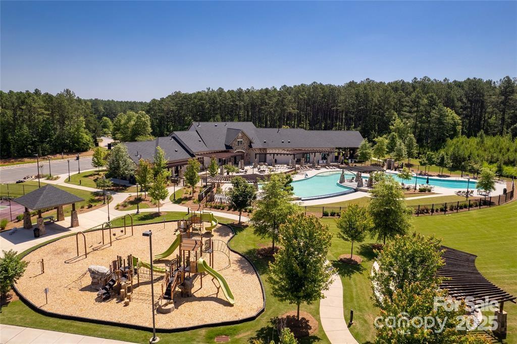 Riverchase - Land