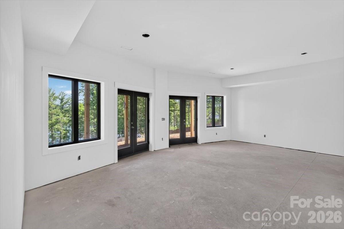 Lakeside Reserve - Residential