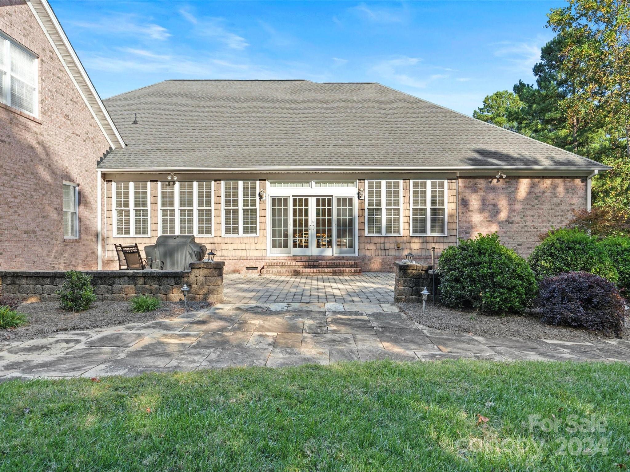 Sunset Ridge - Residential