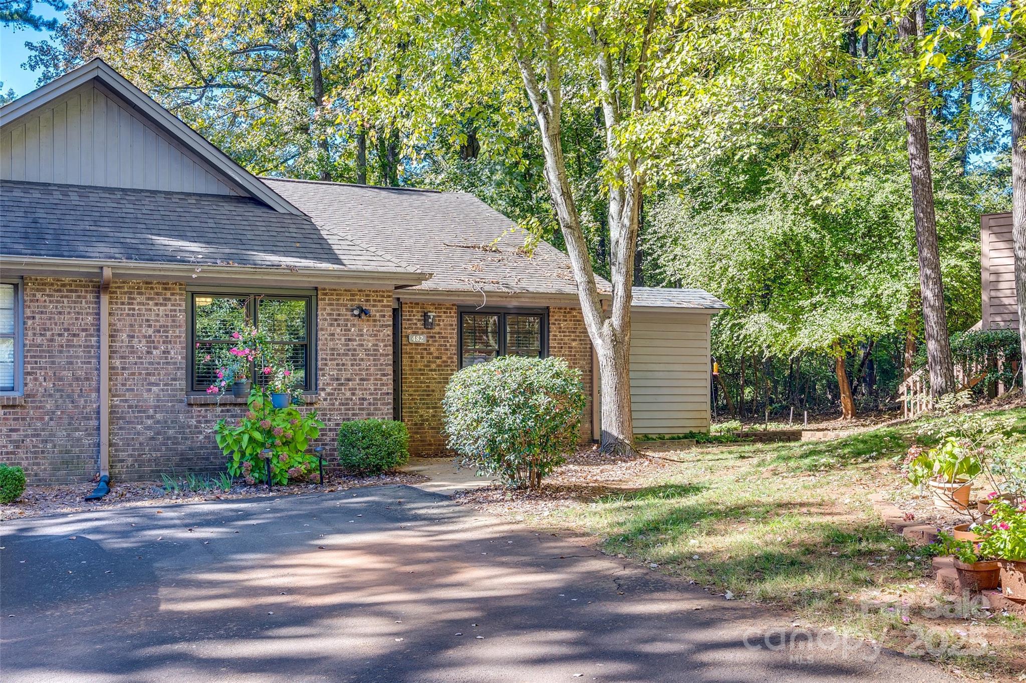Woodridge - Residential