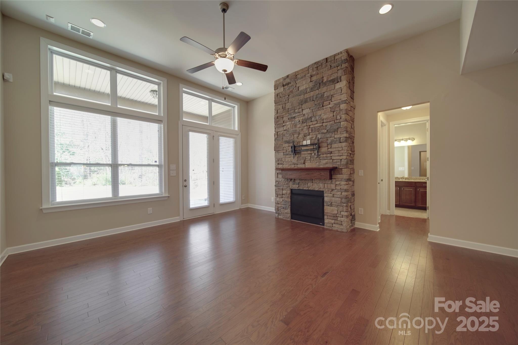 Shelly Woods - Residential