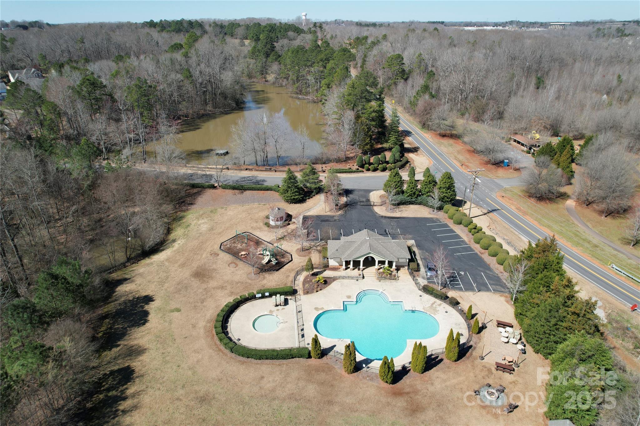 Shelly Woods - Residential
