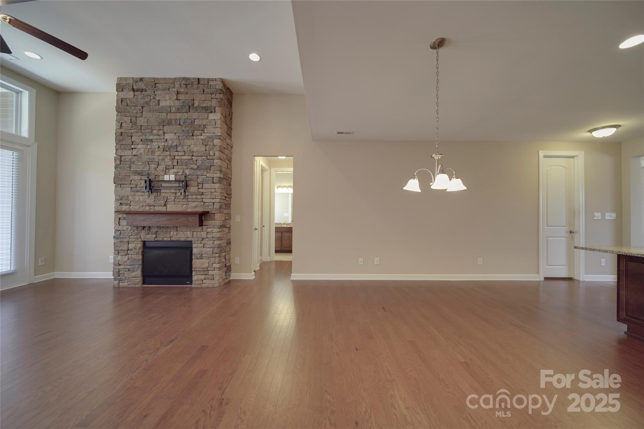Shelly Woods - Residential