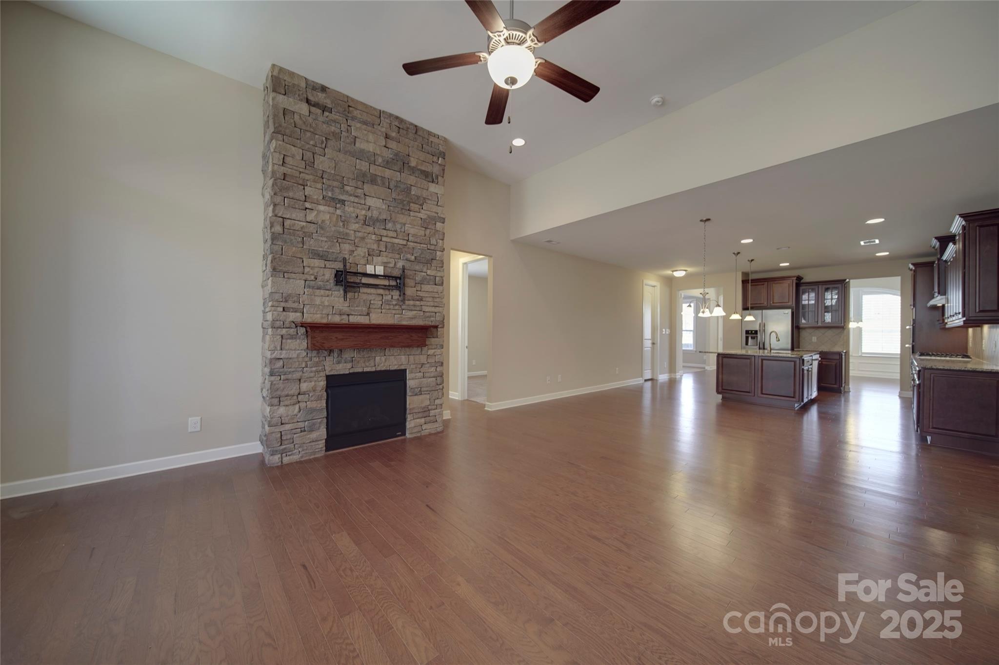 Shelly Woods - Residential