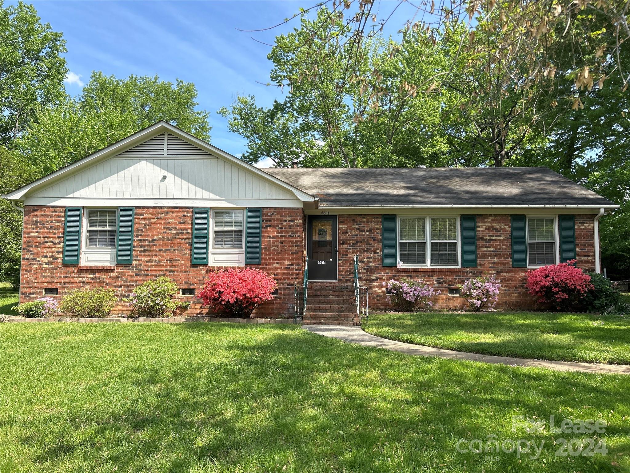All brick, spacious ranch on large. Hardwood floors throughout, large eat-in kitchen, living room, den and formal dining room. Deck overlooks backyard and play area. Close to uptown. FIREPLACE IS SEALED AND CANNOT BE USED.

Directions: East on WT Harris,R-Meadowdale, R-Cloverdale.

Please note Renters Insurance is required.