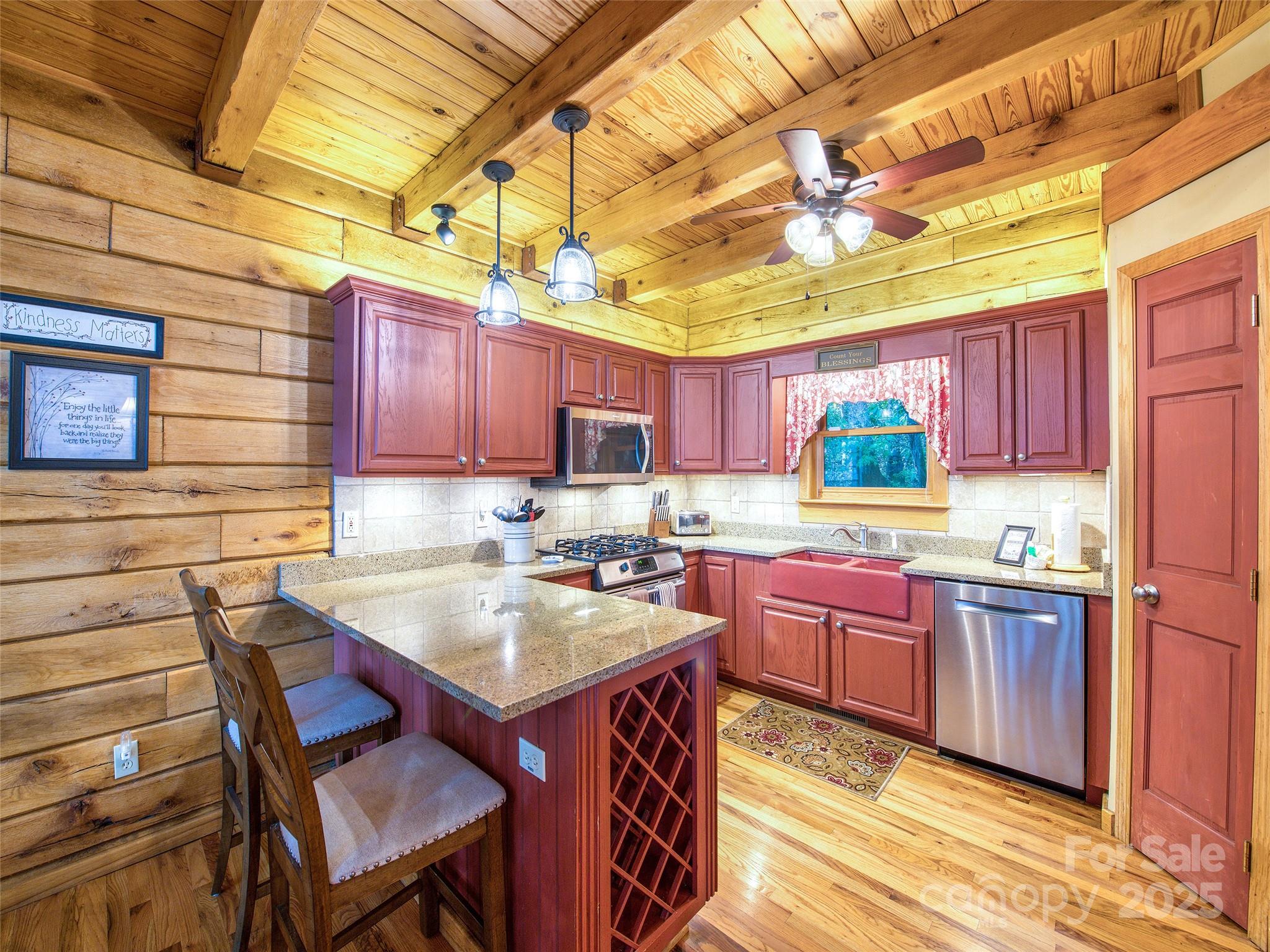Smoky Mountain Retreat at Eagles Nest - Residential