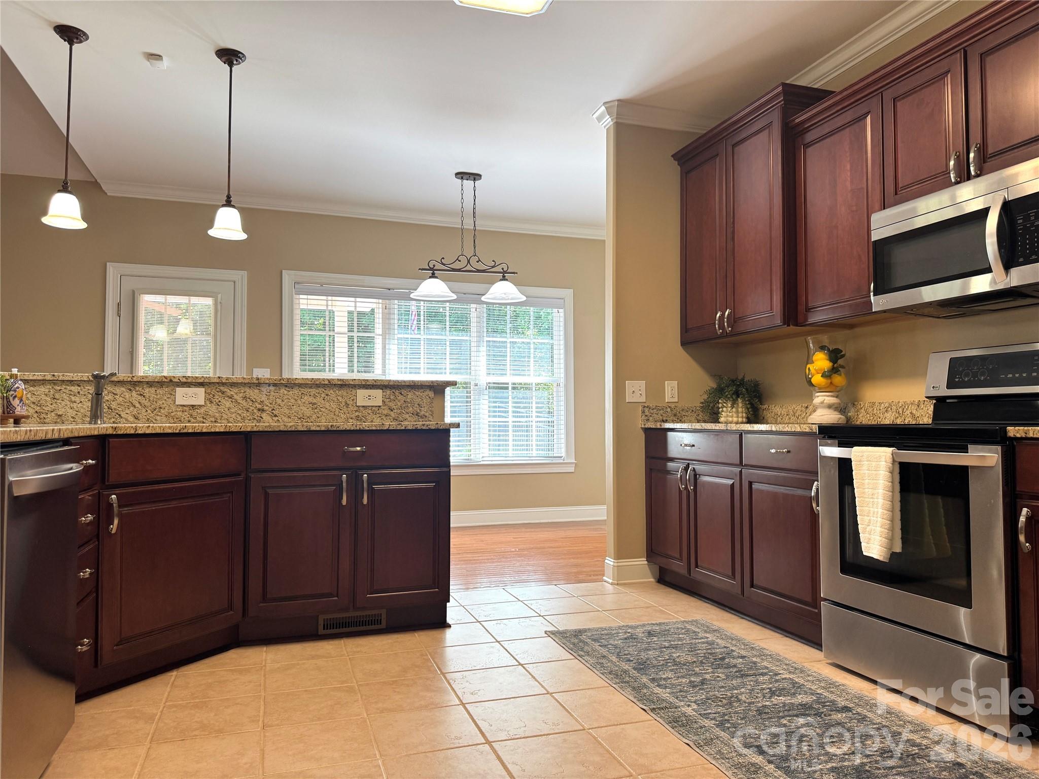 Grand Oaks - Residential